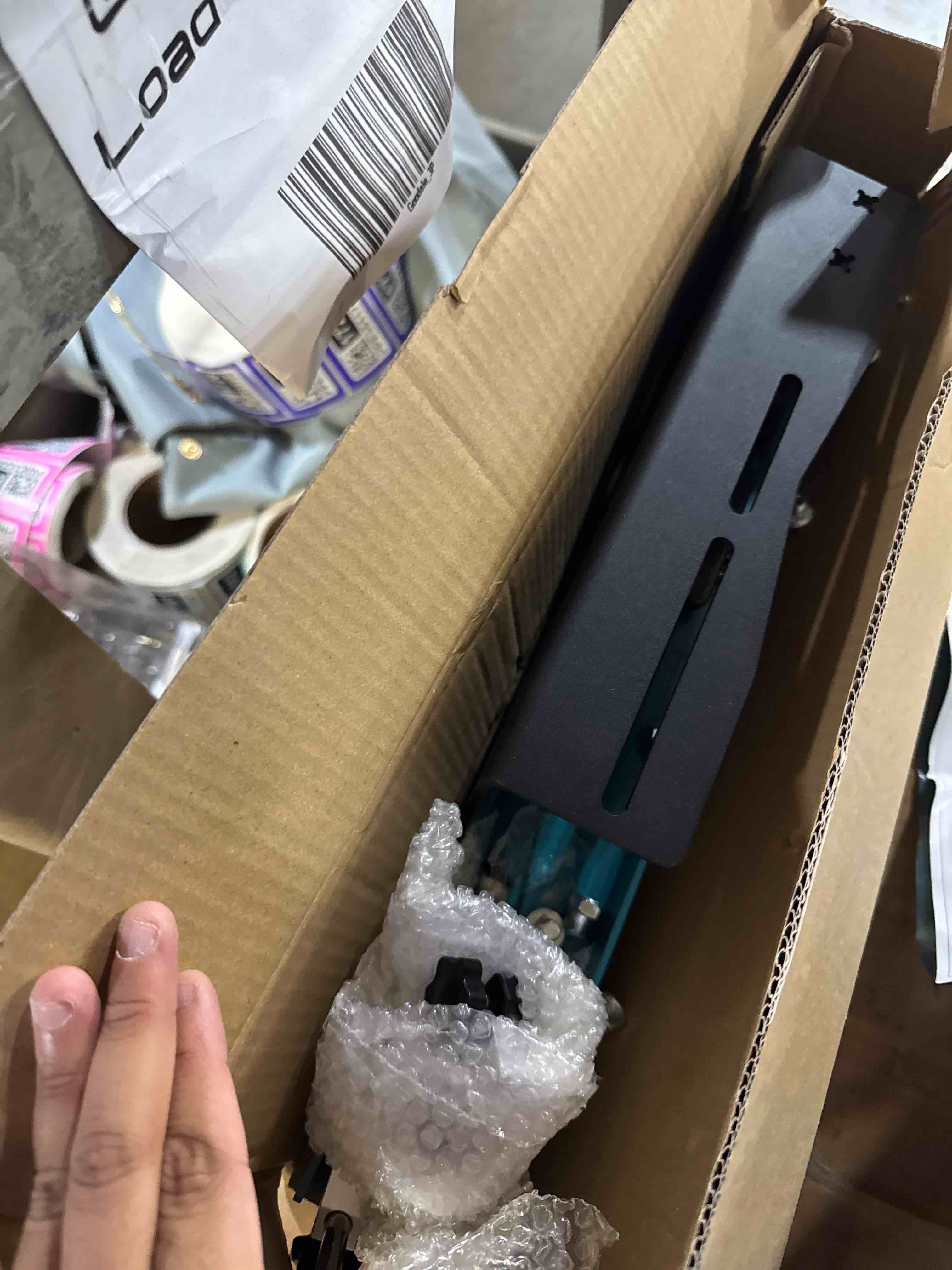 https://s3.amazonaws.com/lotting-images-prod/phillipi/BRN1935373_1758202735550.jpeg