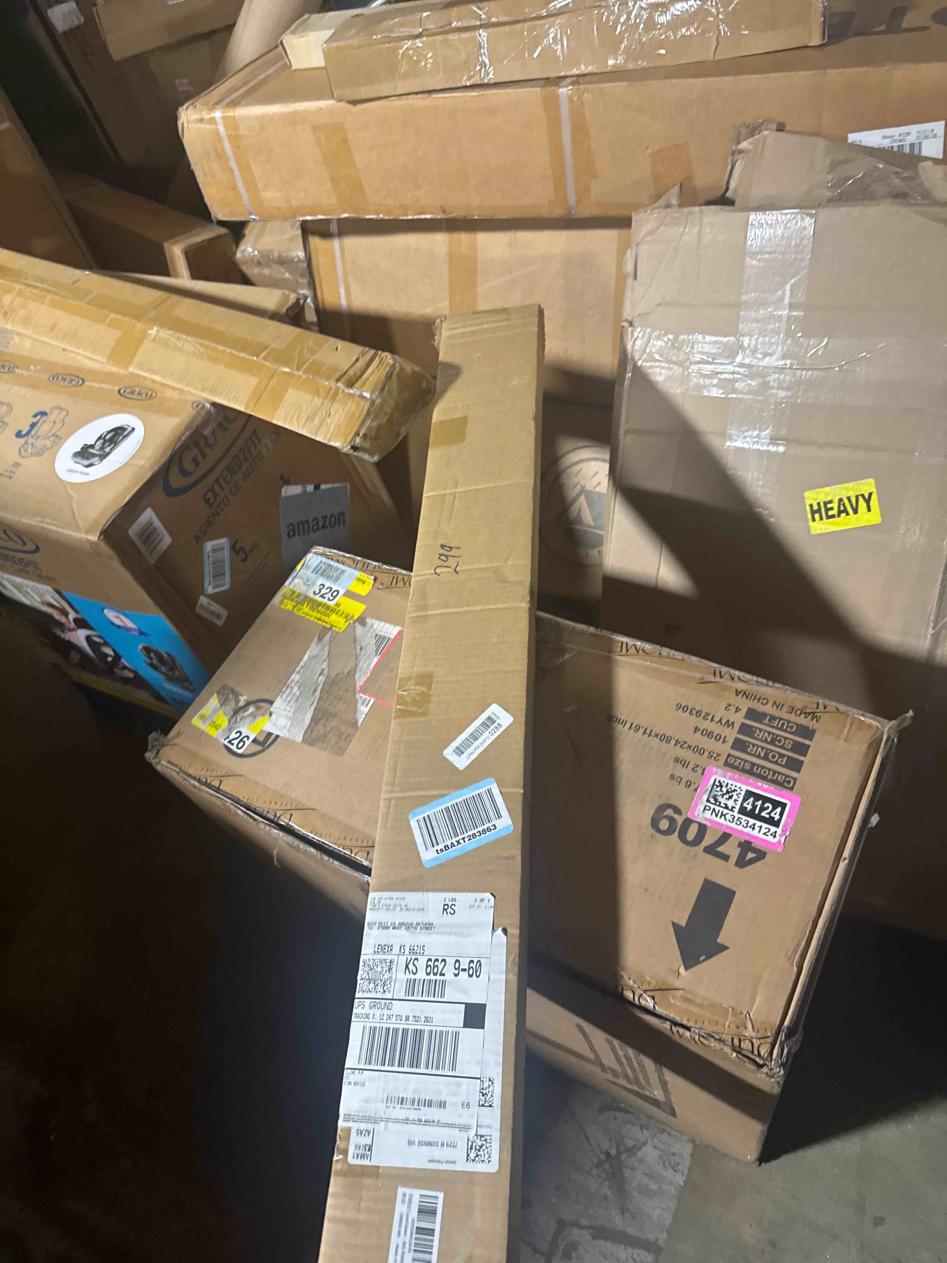https://s3.amazonaws.com/lotting-images-prod/phillipi/BRN1935432_1758890870044.jpeg