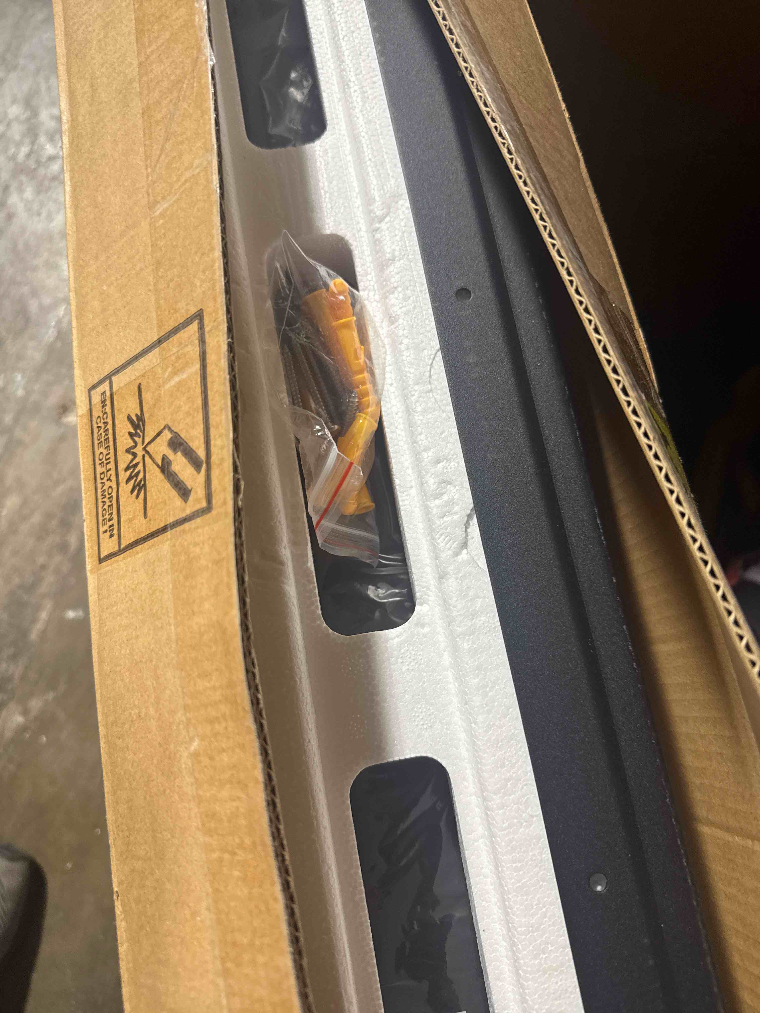 https://s3.amazonaws.com/lotting-images-prod/phillipi/BRN1935437_1758891457045.jpeg