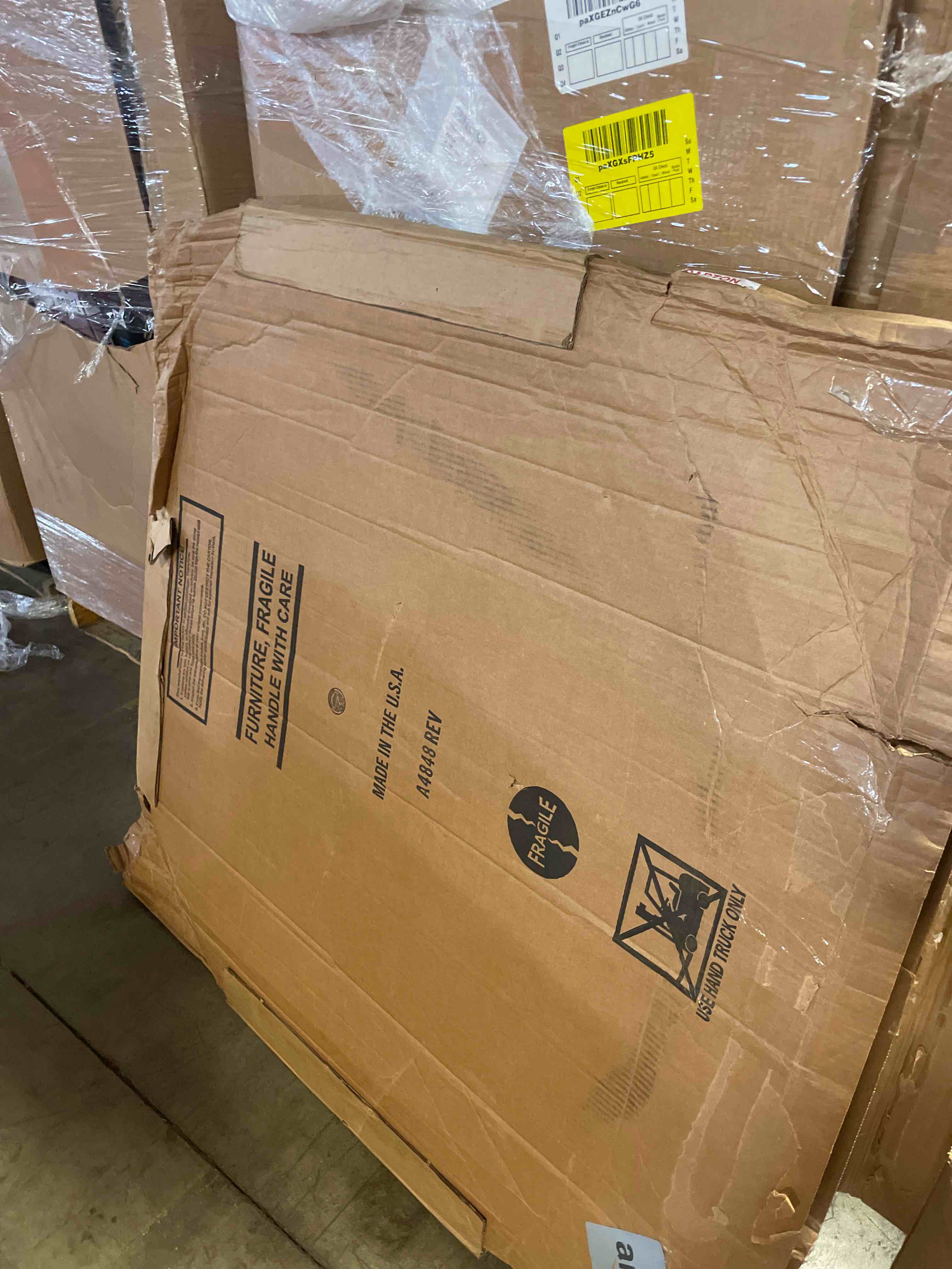 https://s3.amazonaws.com/lotting-images-prod/phillipi/BRN1935490_1759429270167.jpeg