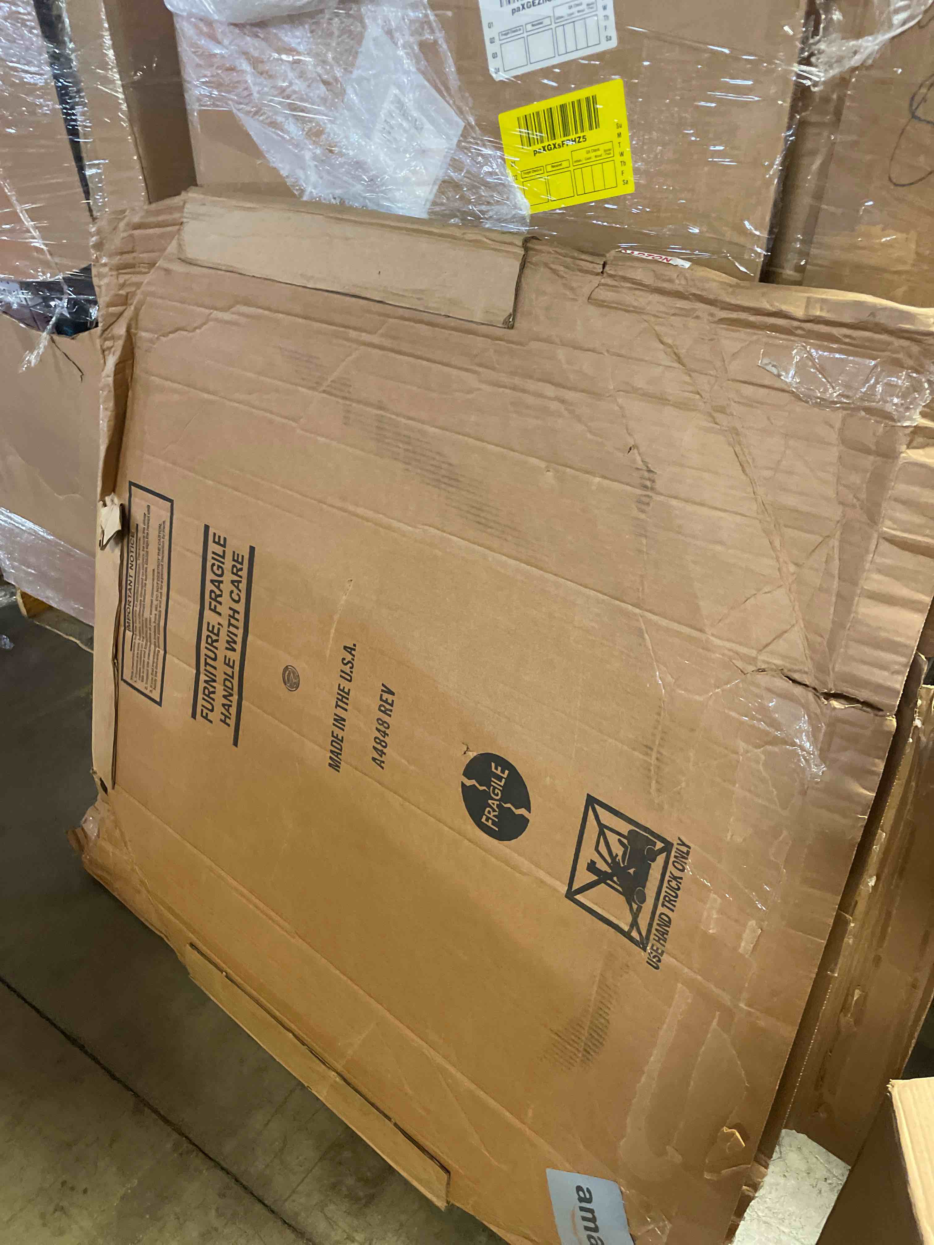https://s3.amazonaws.com/lotting-images-prod/phillipi/BRN1935490_1759429271136.jpeg