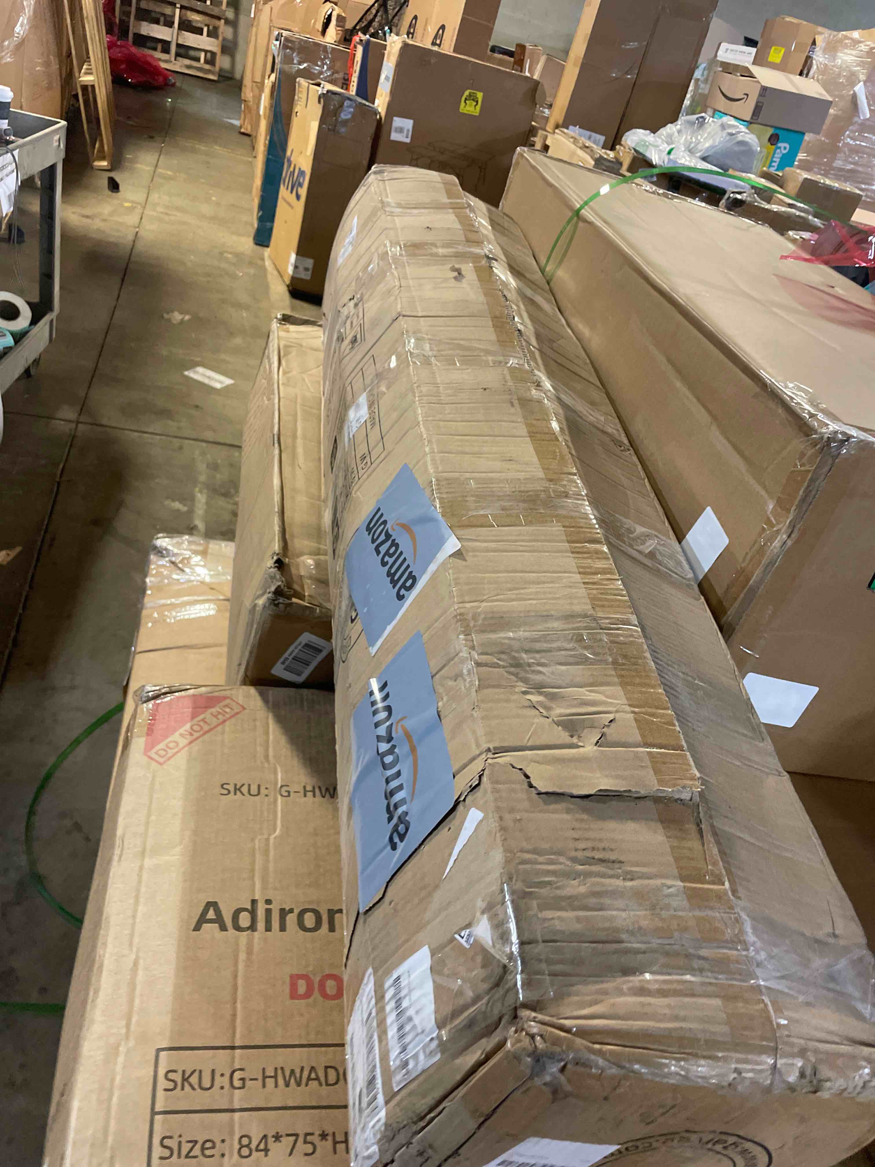 https://s3.amazonaws.com/lotting-images-prod/phillipi/BRN1935503_1759496554263.jpeg