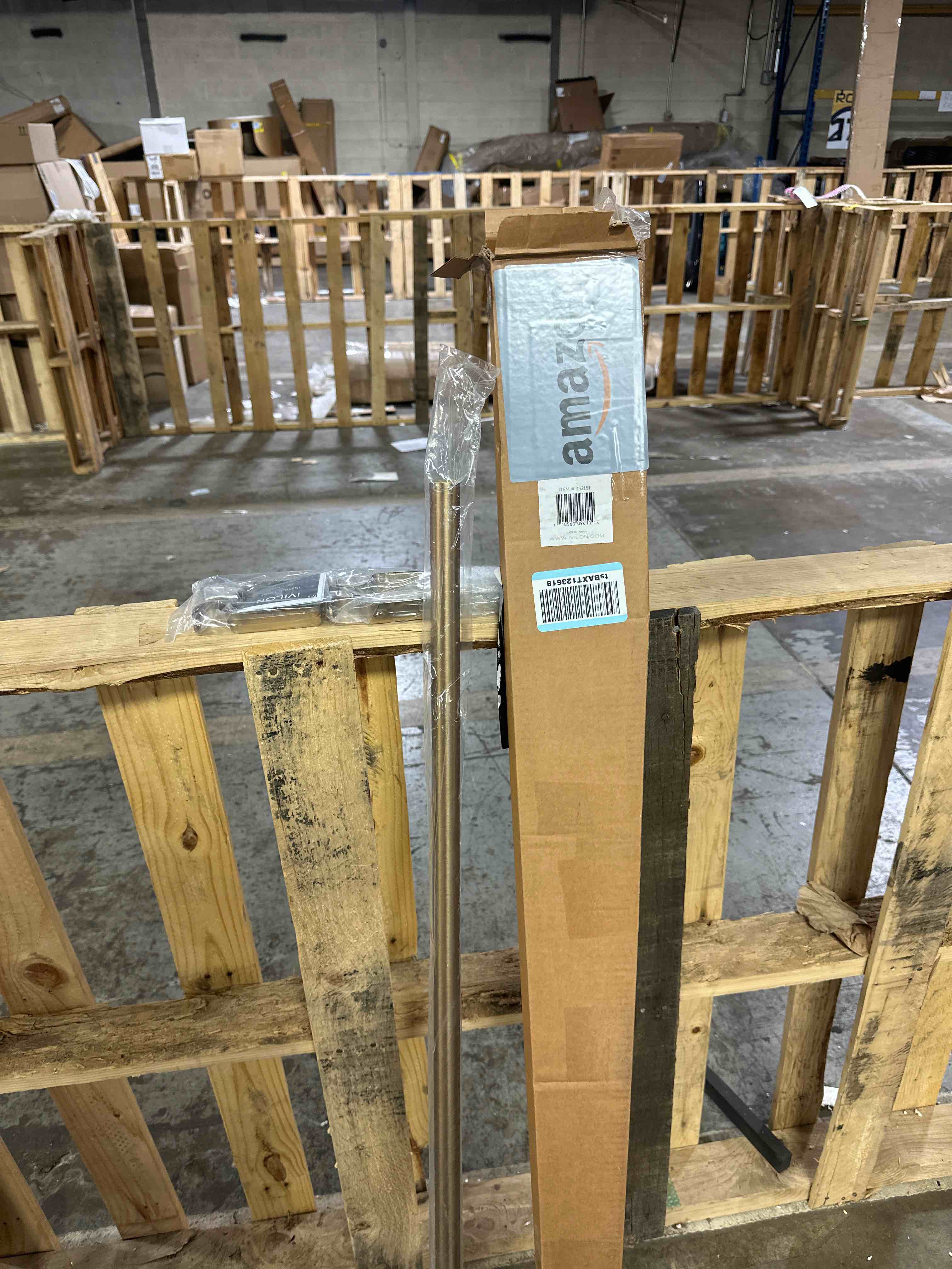 https://s3.amazonaws.com/lotting-images-prod/phillipi/BRN1935636_1759849685644.jpeg