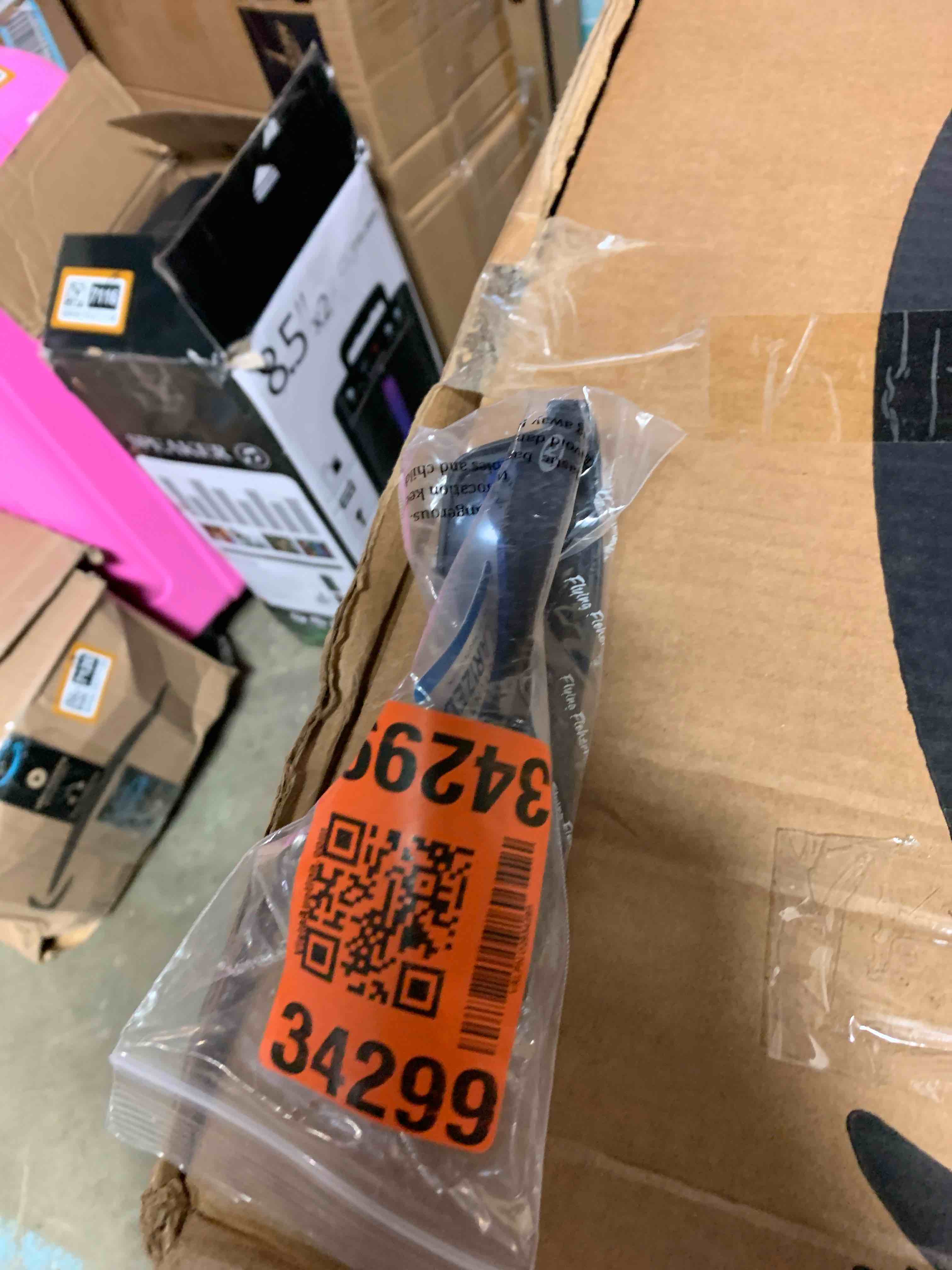 https://s3.amazonaws.com/lotting-images-prod/phillipi/BRN1937115_1740688375414.jpeg