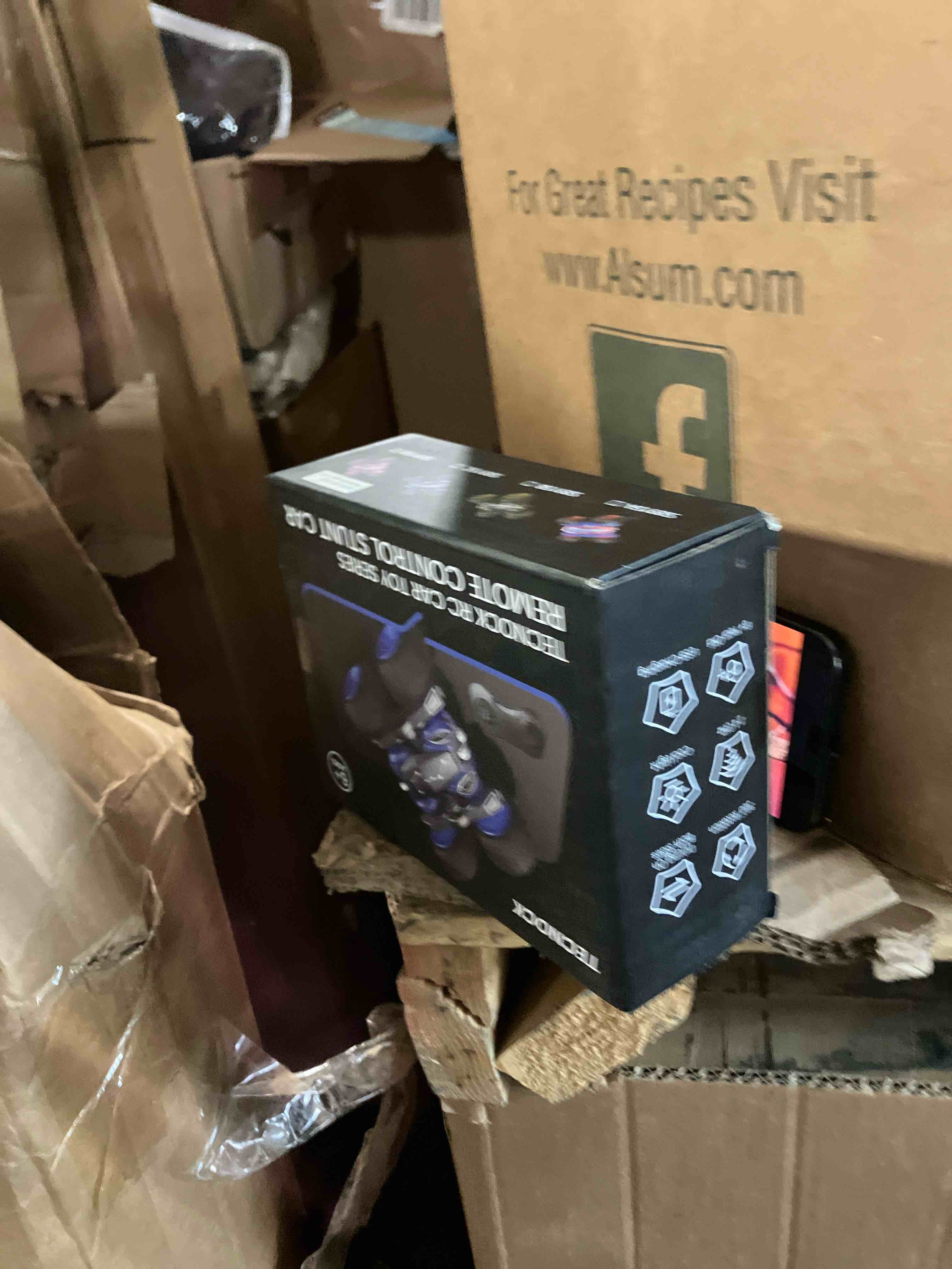 https://s3.amazonaws.com/lotting-images-prod/phillipi/BRN1937357_1741124570865.jpeg