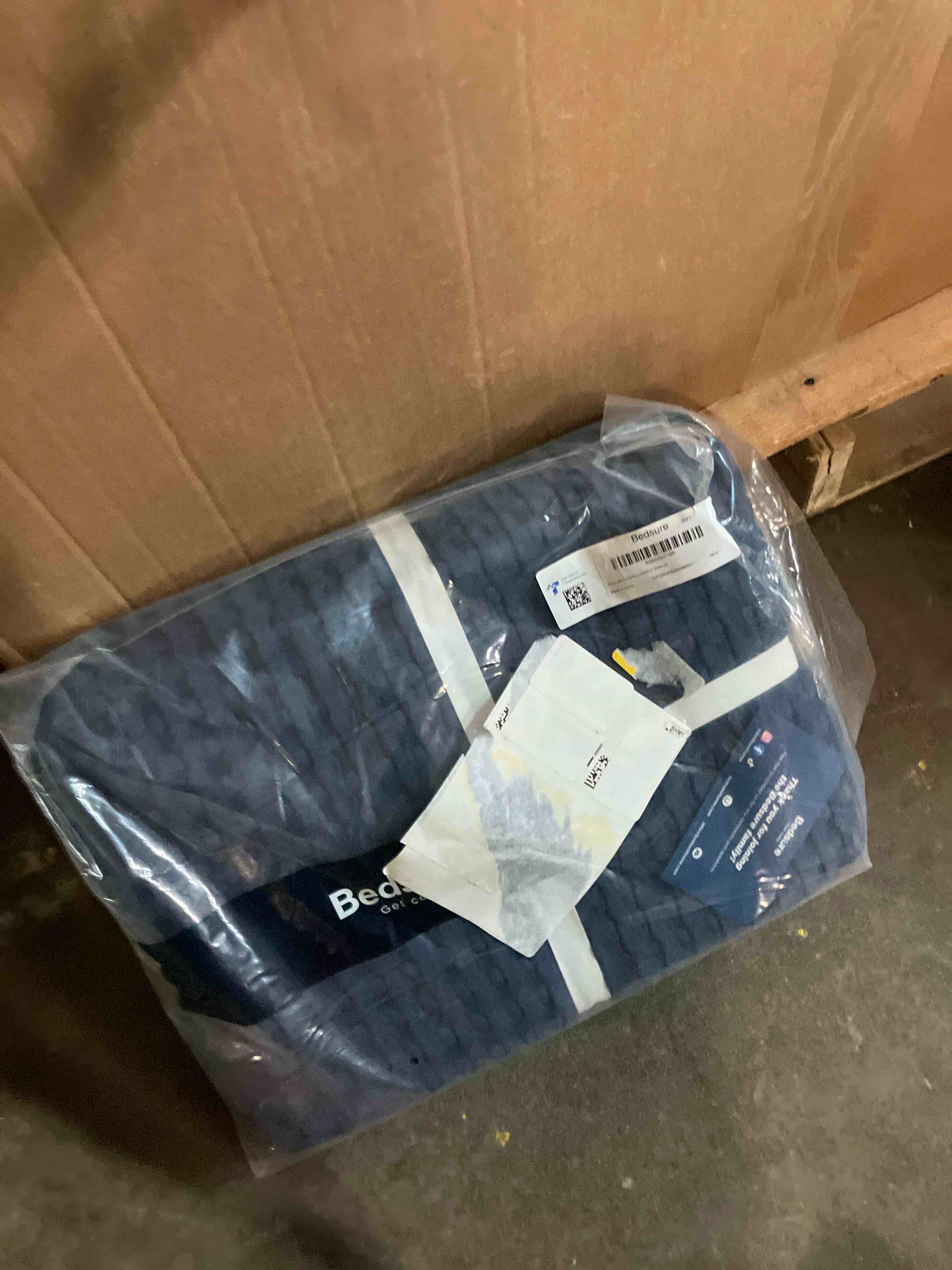 https://s3.amazonaws.com/lotting-images-prod/phillipi/BRN1937376_1741121515441.jpeg