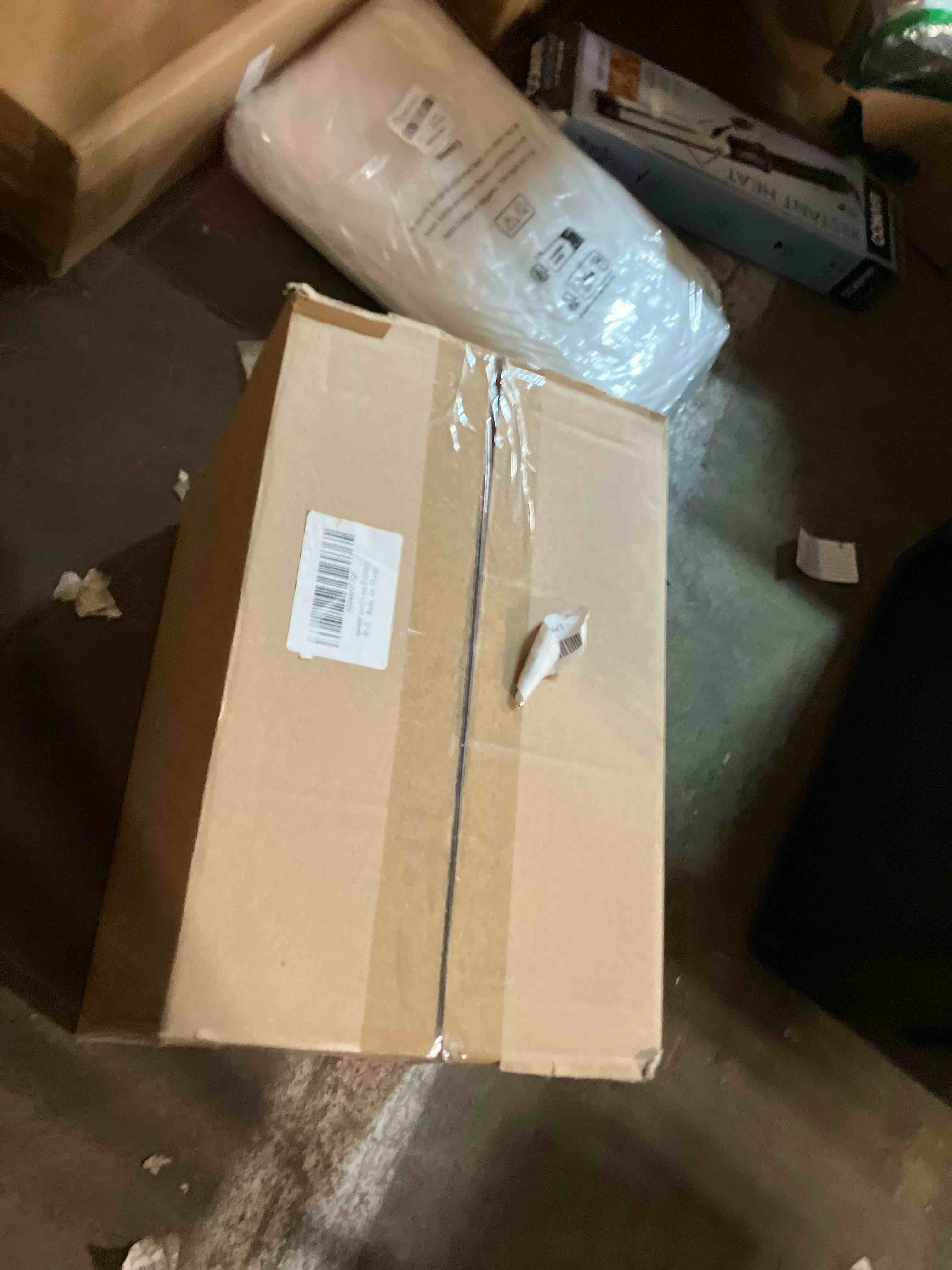 https://s3.amazonaws.com/lotting-images-prod/phillipi/BRN1937377_1741121379417.jpeg