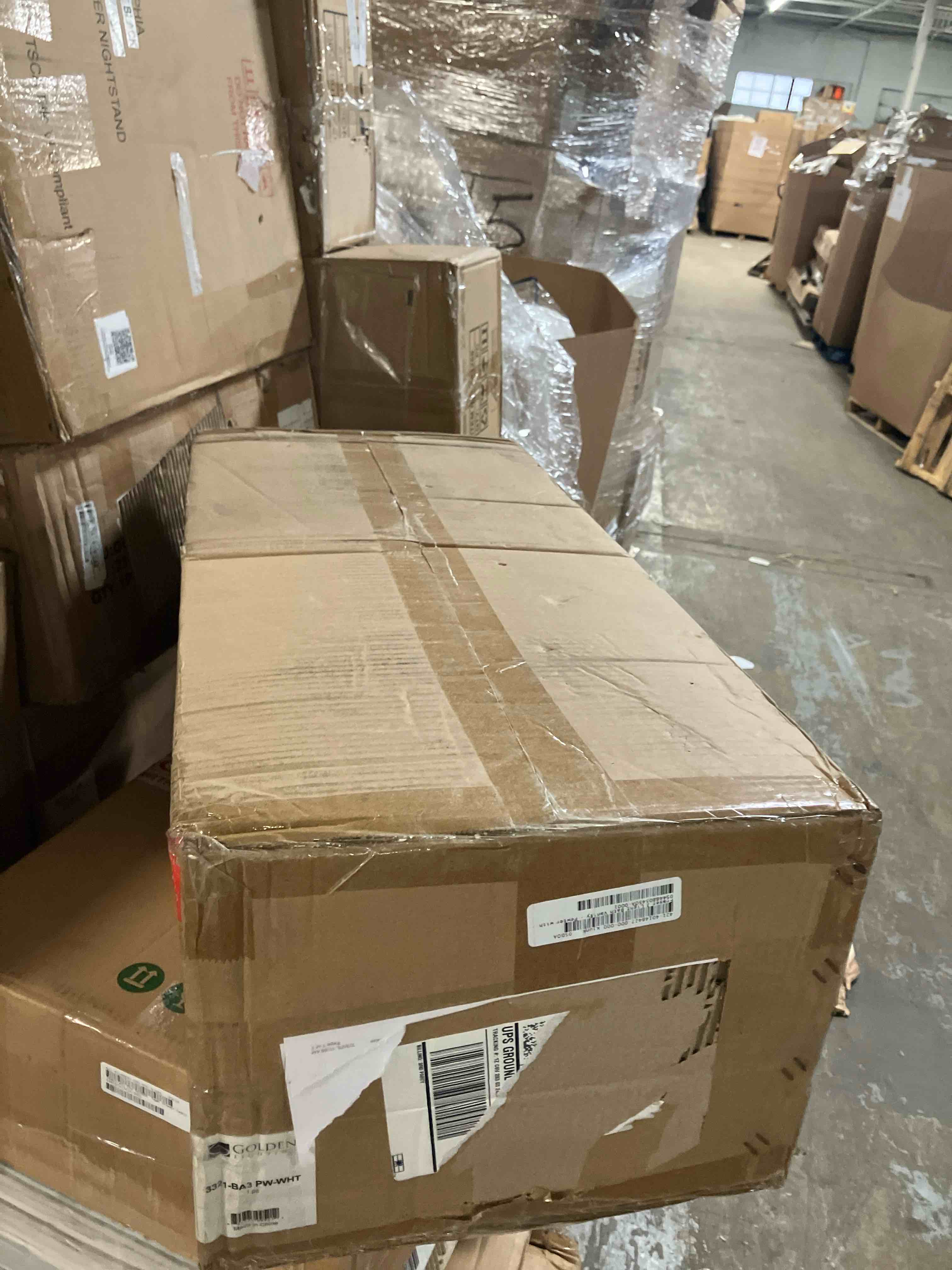 https://s3.amazonaws.com/lotting-images-prod/phillipi/BRN1938042_1741386990624.jpeg