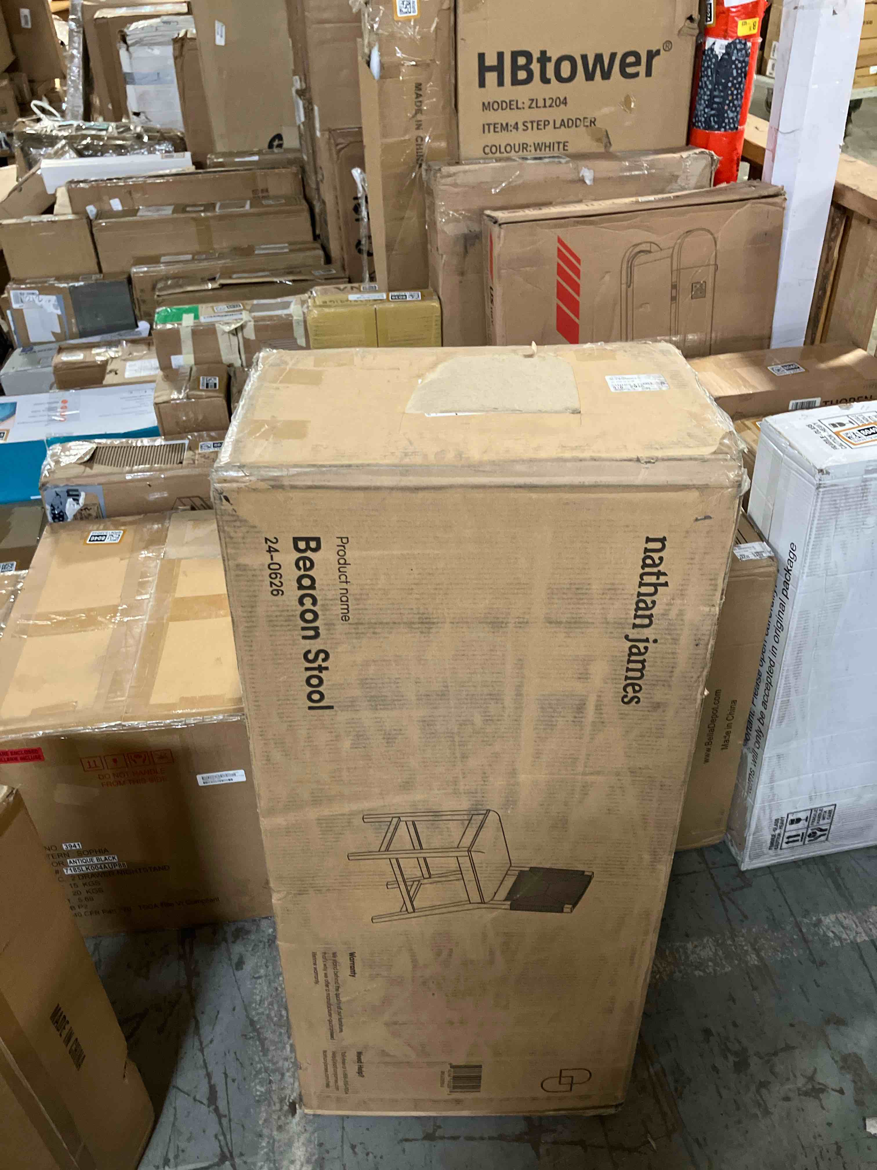 https://s3.amazonaws.com/lotting-images-prod/phillipi/BRN1938055_1741704048636.jpeg