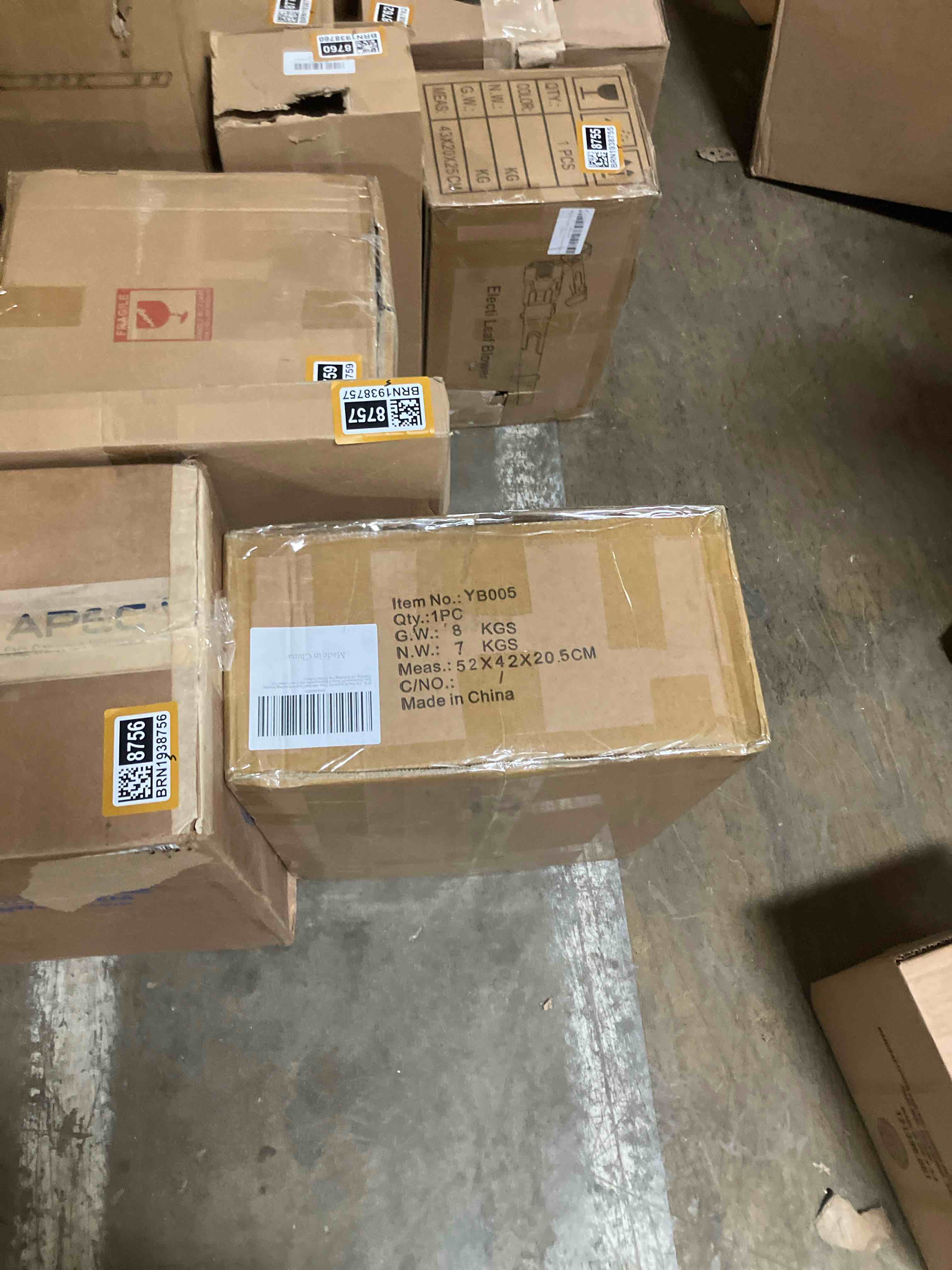 https://s3.amazonaws.com/lotting-images-prod/phillipi/BRN1938752_1741978438323.jpeg