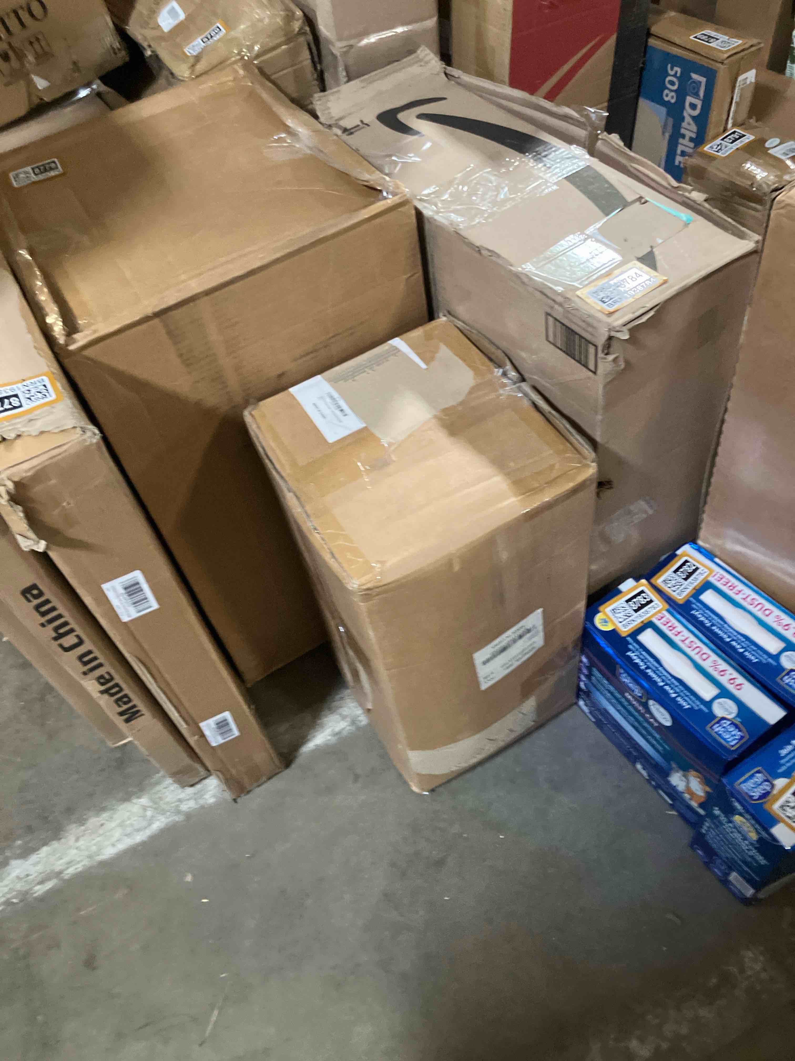 https://s3.amazonaws.com/lotting-images-prod/phillipi/BRN1938772_1741975975380.jpeg