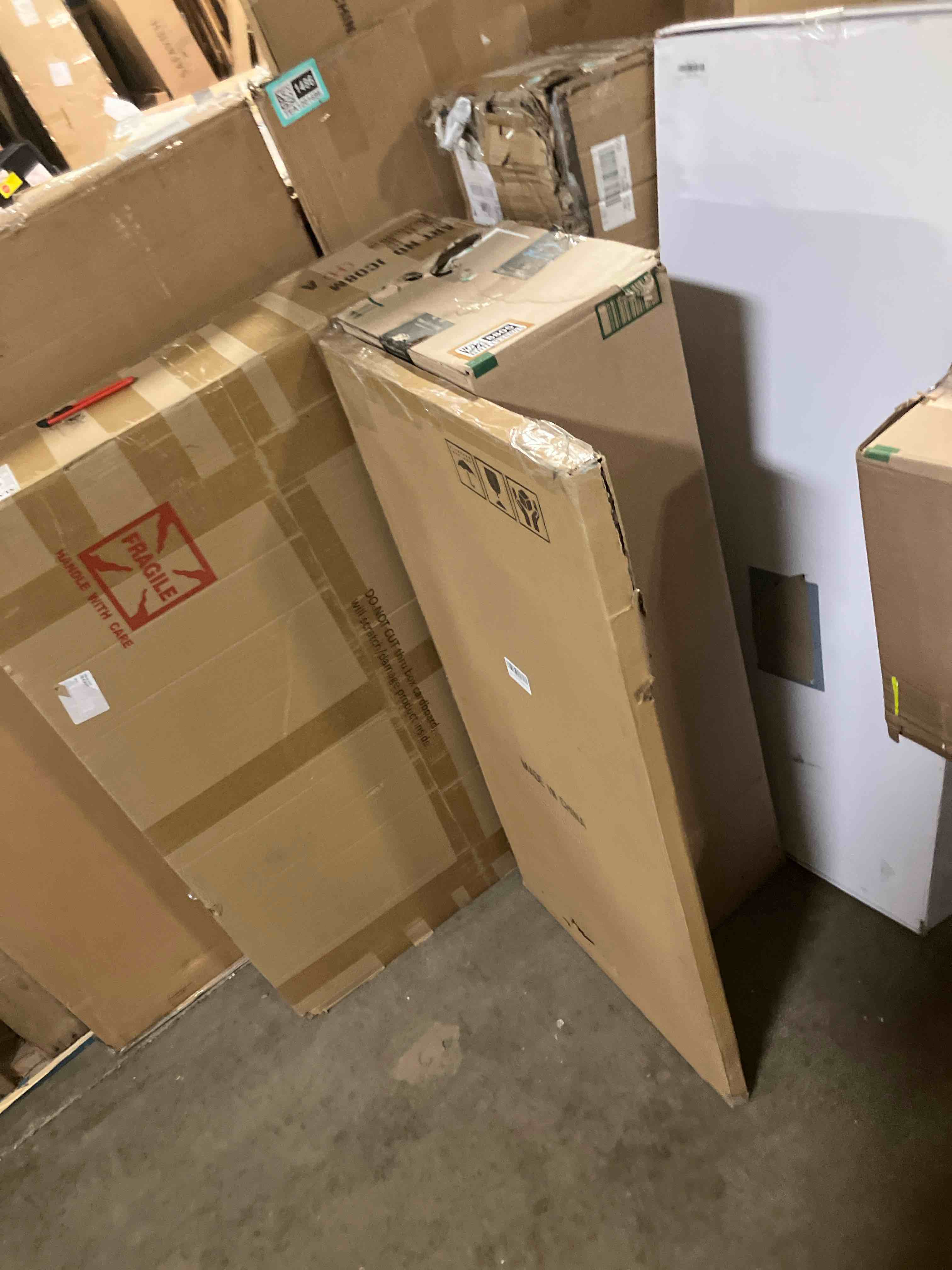 https://s3.amazonaws.com/lotting-images-prod/phillipi/BRN1938799_1741969778778.jpeg