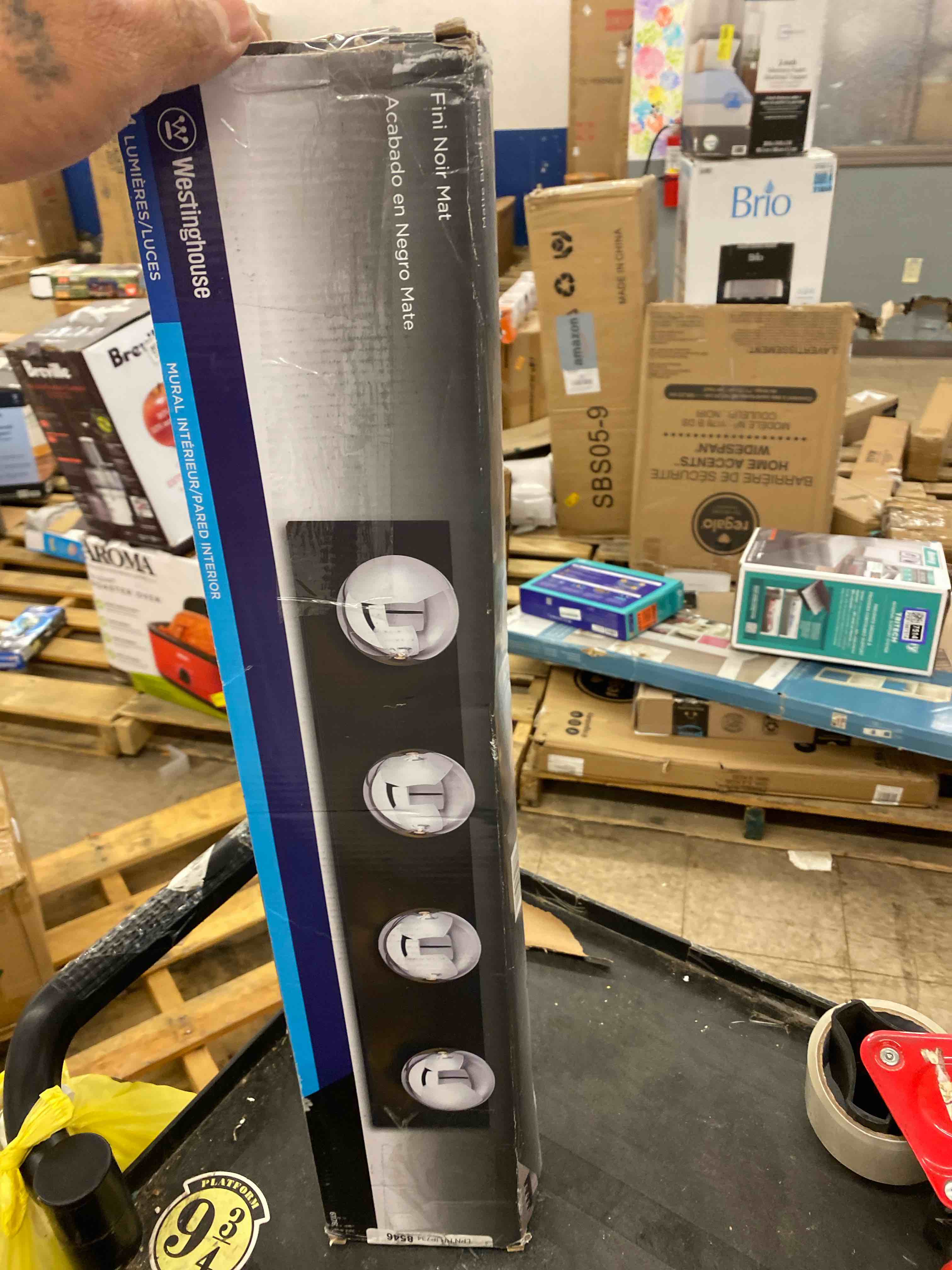 https://s3.amazonaws.com/lotting-images-prod/phillipi/BRN1939357_1742075308675.jpeg