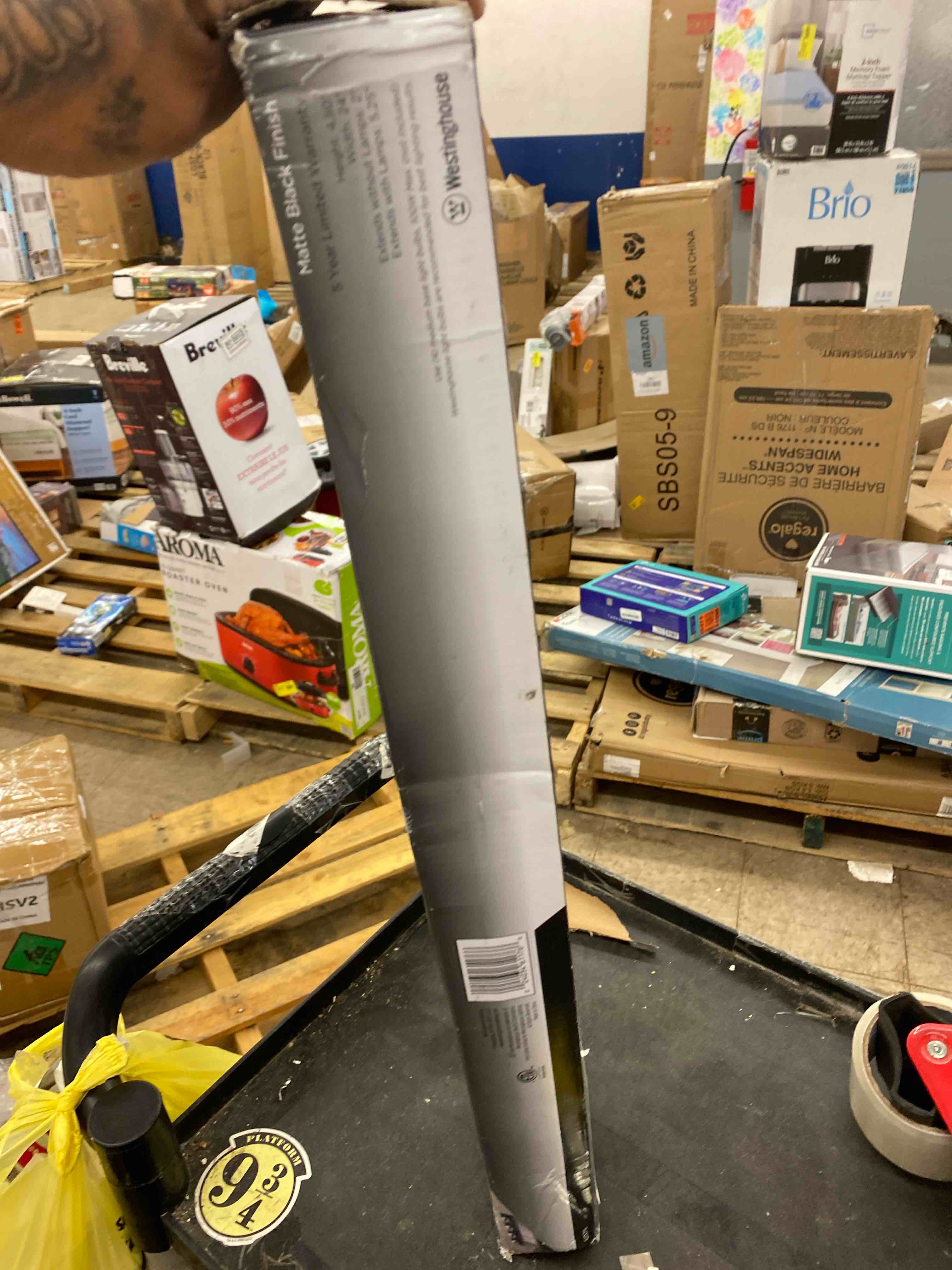 https://s3.amazonaws.com/lotting-images-prod/phillipi/BRN1939357_1742075309926.jpeg
