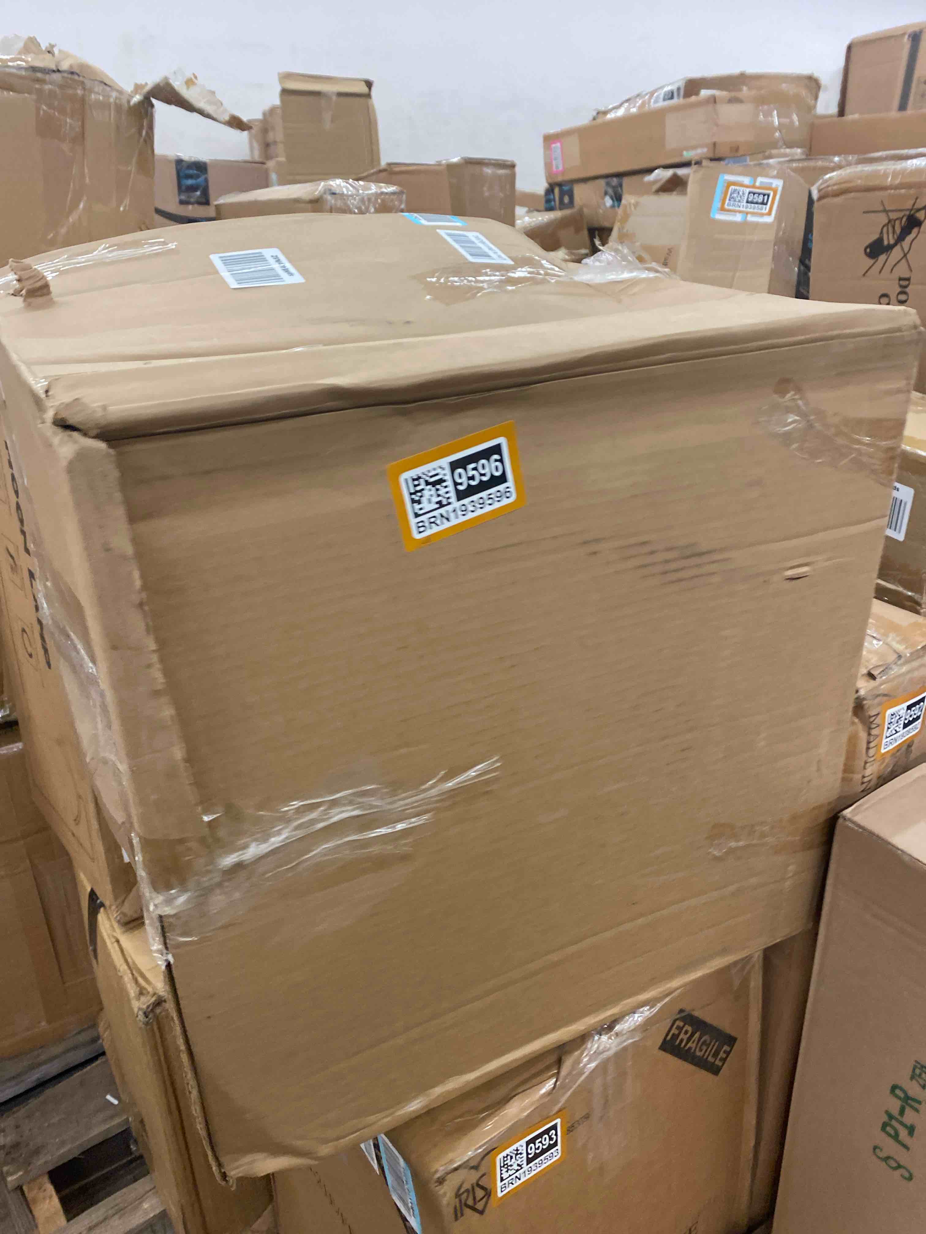 https://s3.amazonaws.com/lotting-images-prod/phillipi/BRN1939596_1742652505584.jpeg