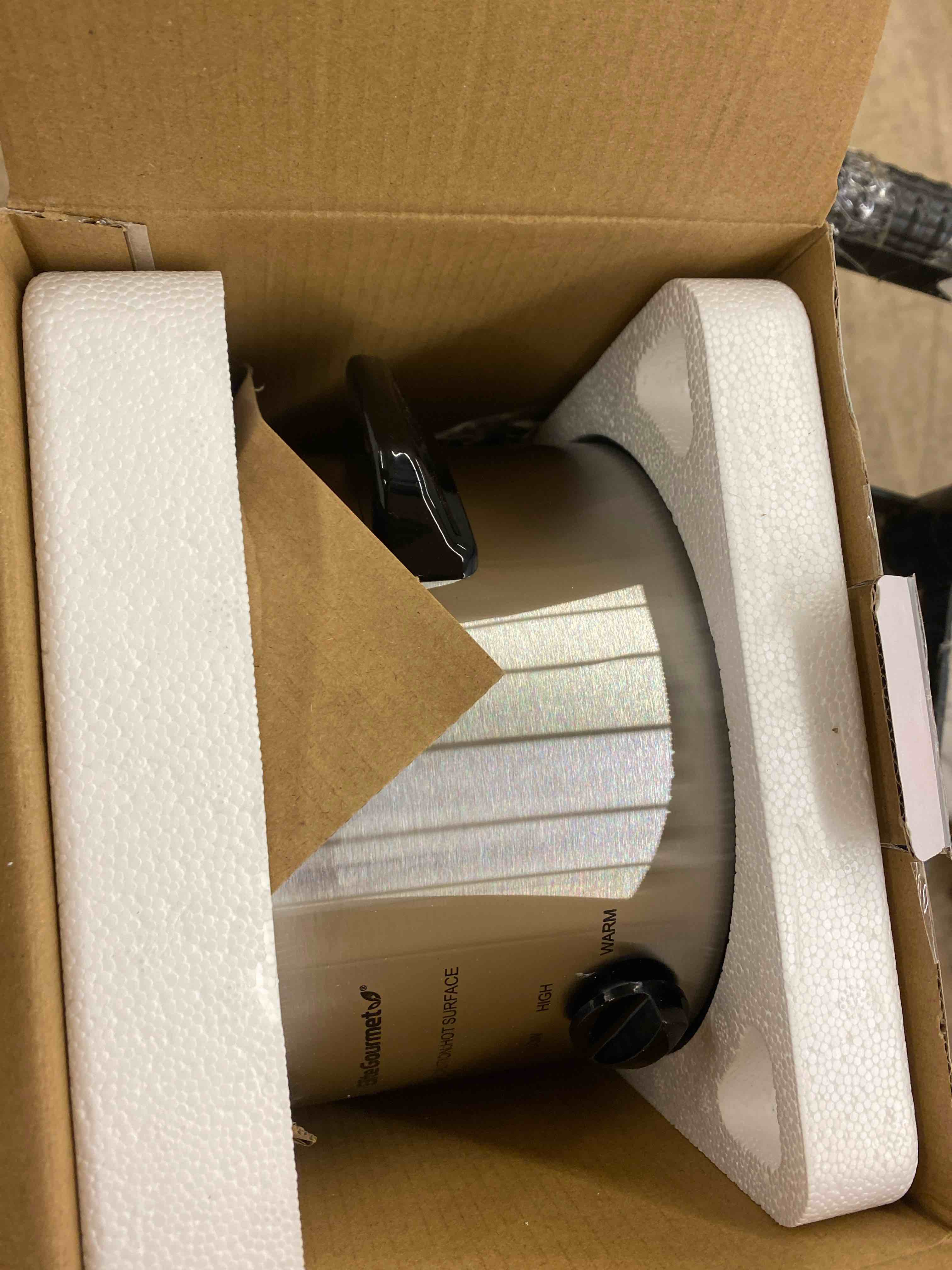 https://s3.amazonaws.com/lotting-images-prod/phillipi/BRN1939608_1742654406396.jpeg