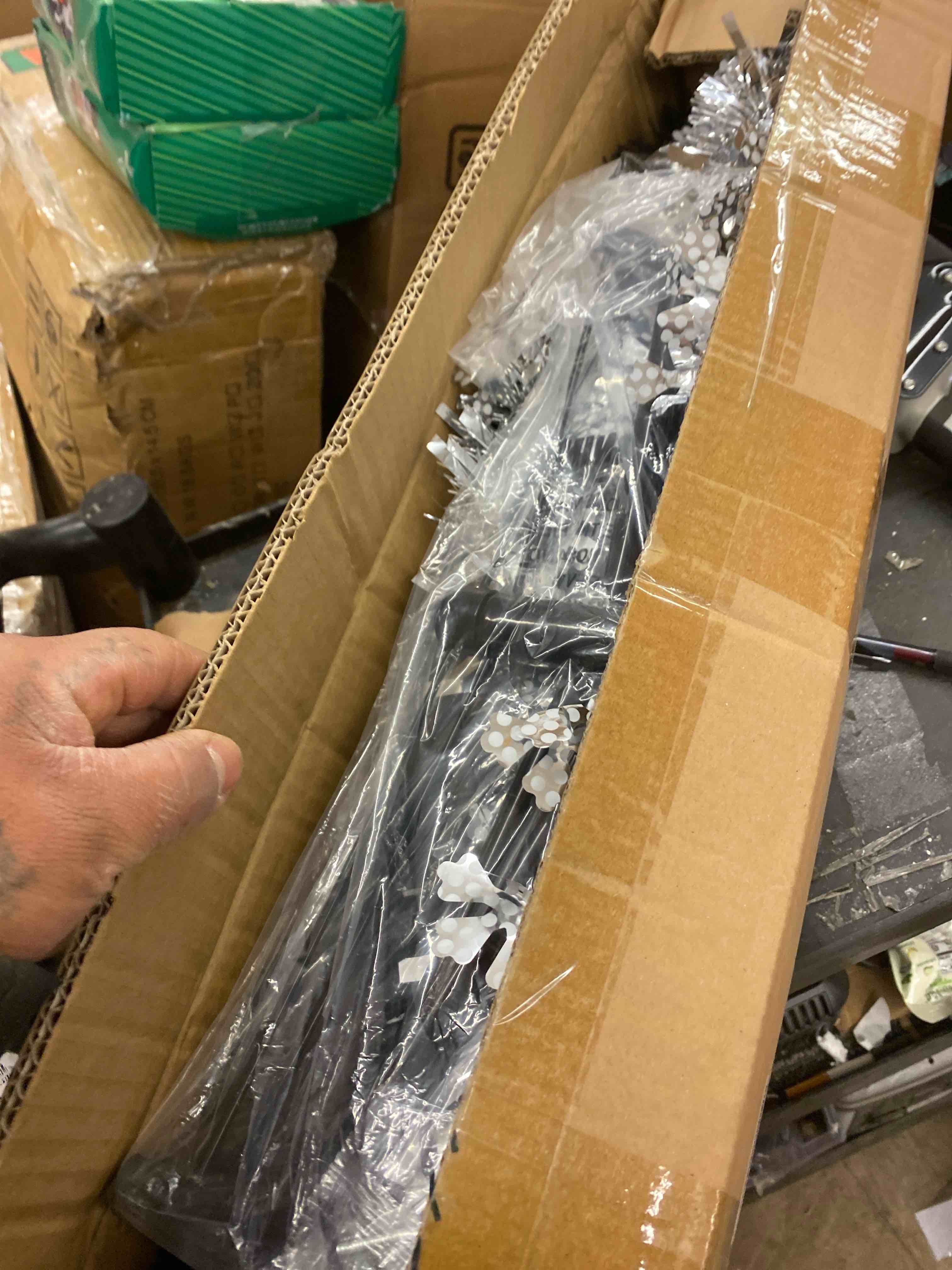 https://s3.amazonaws.com/lotting-images-prod/phillipi/BRN1940520_1744826745532.jpeg