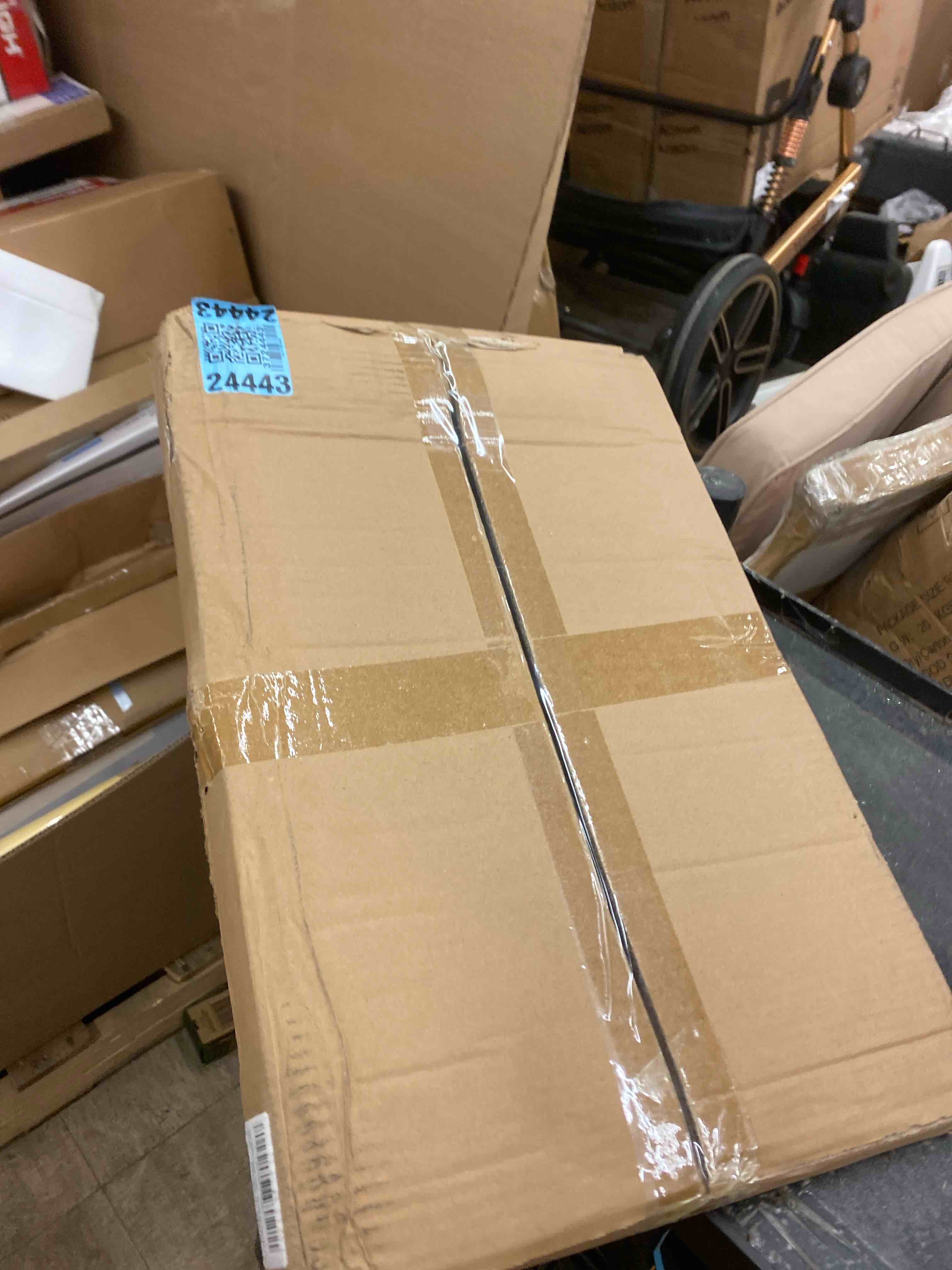 https://s3.amazonaws.com/lotting-images-prod/phillipi/BRN1940529_1744828428388.jpeg