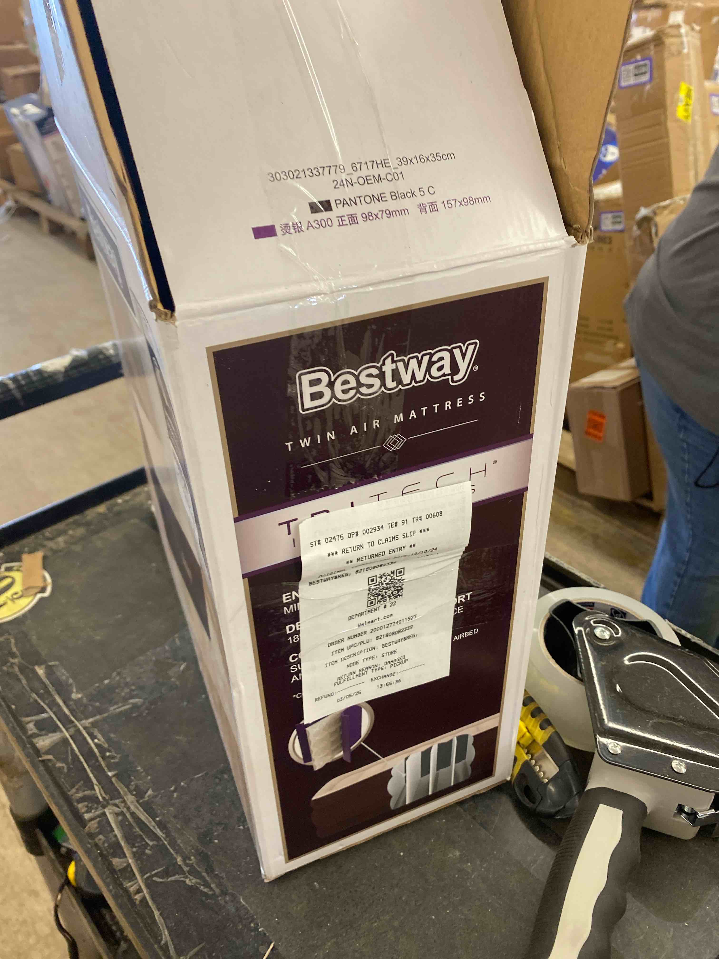 https://s3.amazonaws.com/lotting-images-prod/phillipi/BRN1940616_1745004270373.jpeg