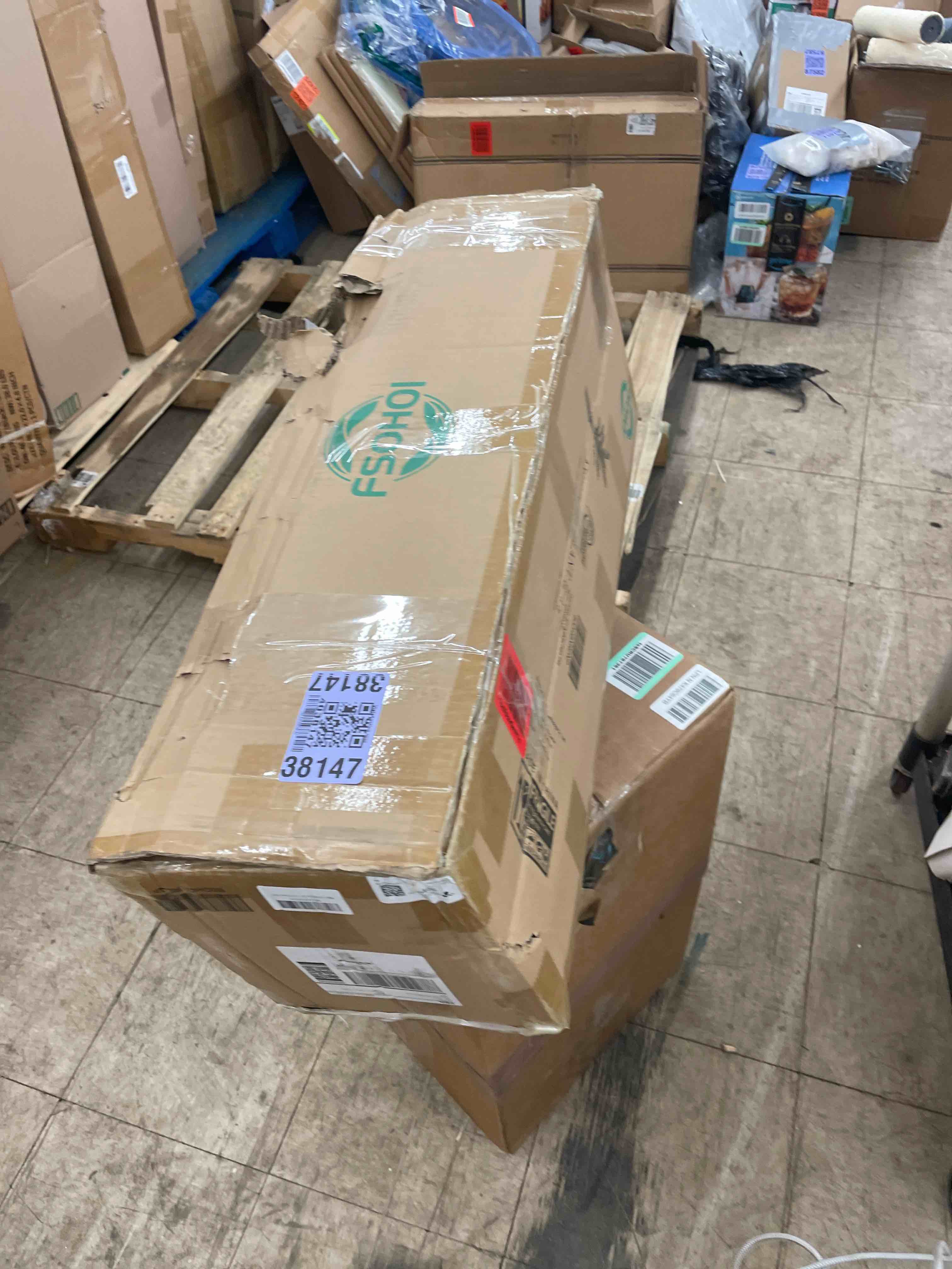 https://s3.amazonaws.com/lotting-images-prod/phillipi/BRN1940868_1746280751063.jpeg