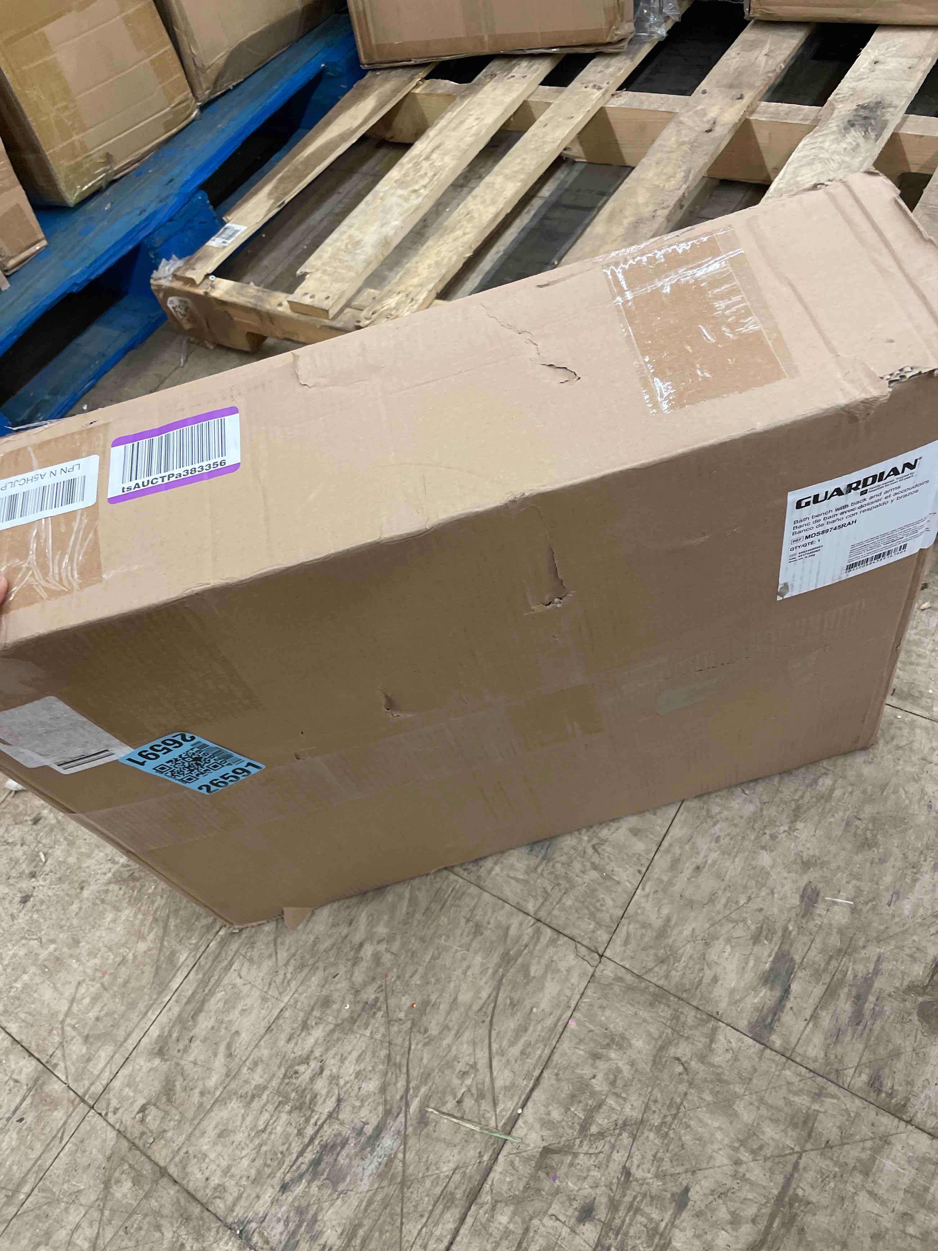 https://s3.amazonaws.com/lotting-images-prod/phillipi/BRN1940888_1746283790989.jpeg