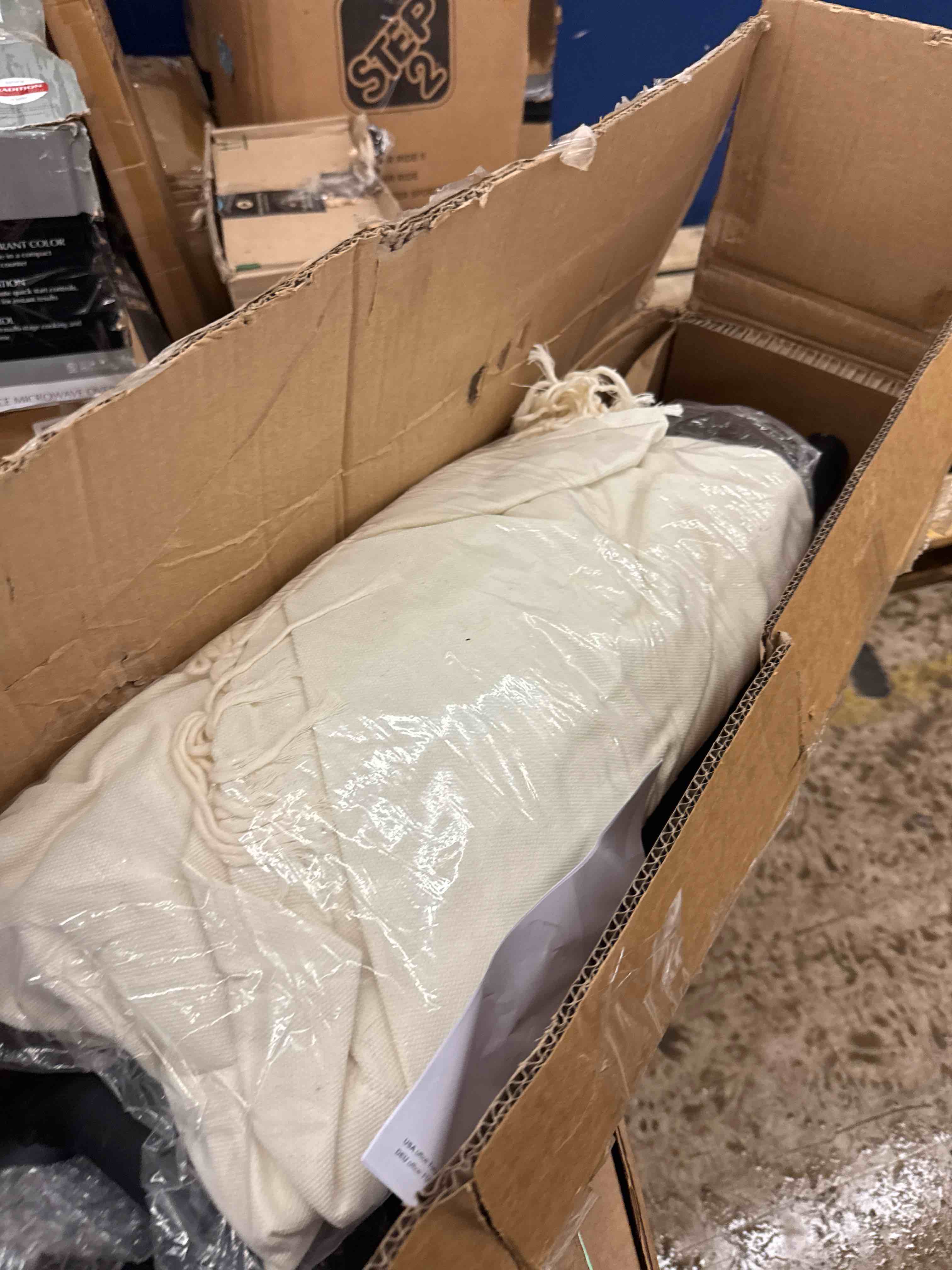 https://s3.amazonaws.com/lotting-images-prod/phillipi/BRN1941001_1746464973366.jpeg