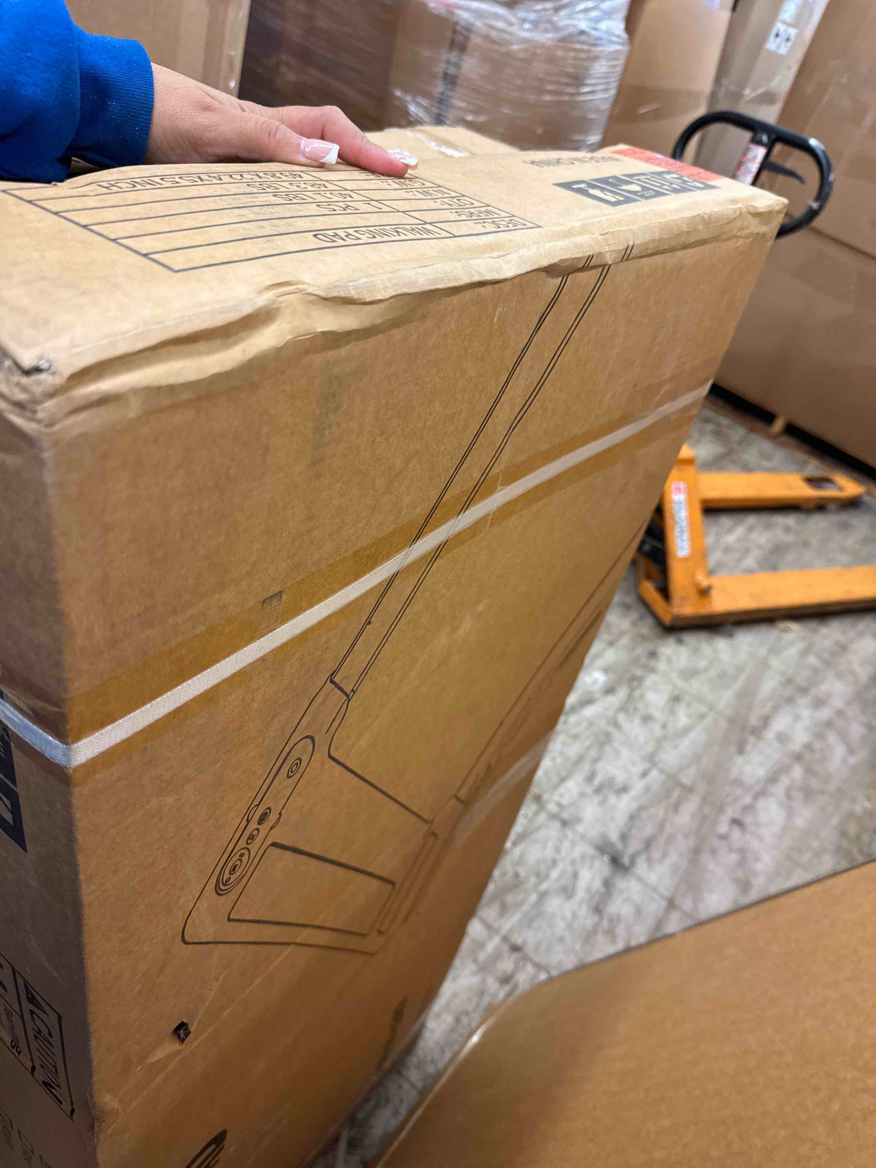 https://s3.amazonaws.com/lotting-images-prod/phillipi/BRN1941019_1746472459661.jpeg
