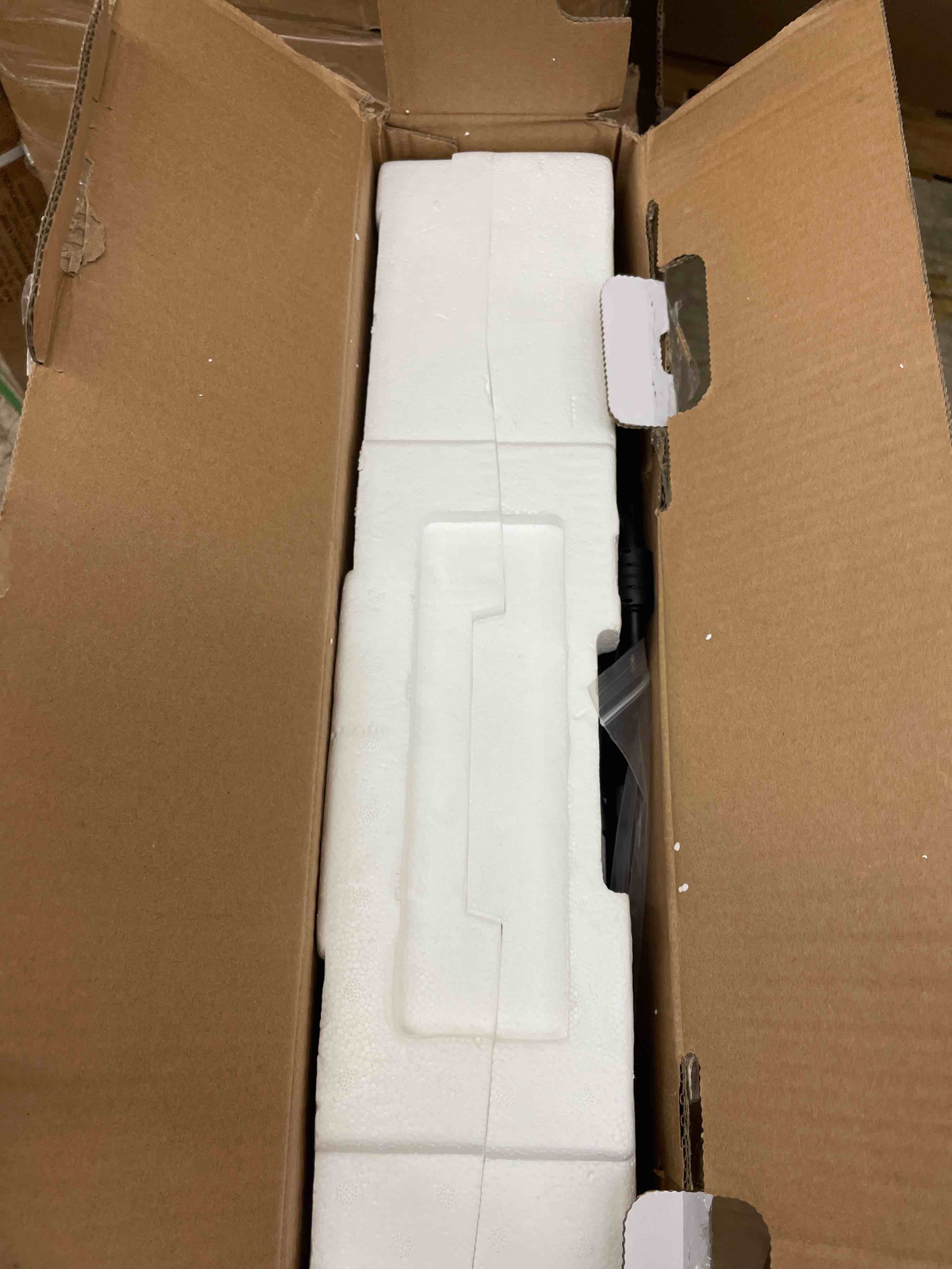 https://s3.amazonaws.com/lotting-images-prod/phillipi/BRN1941043_1746474693794.jpeg