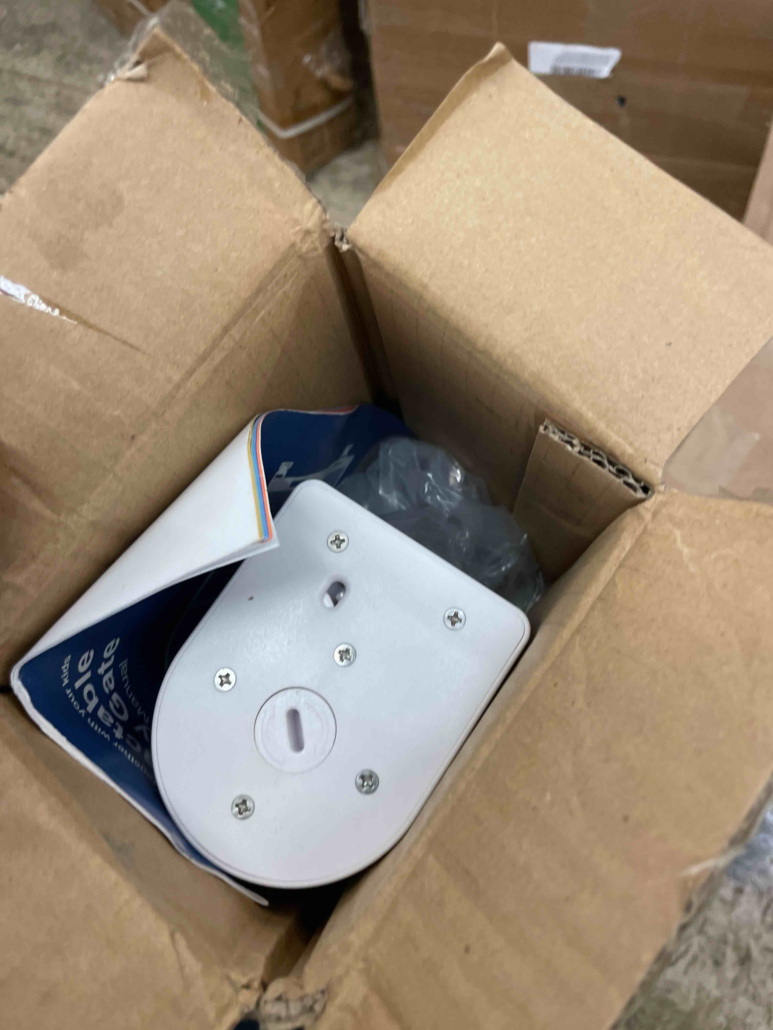 https://s3.amazonaws.com/lotting-images-prod/phillipi/BRN1941056_1746475902255.jpeg