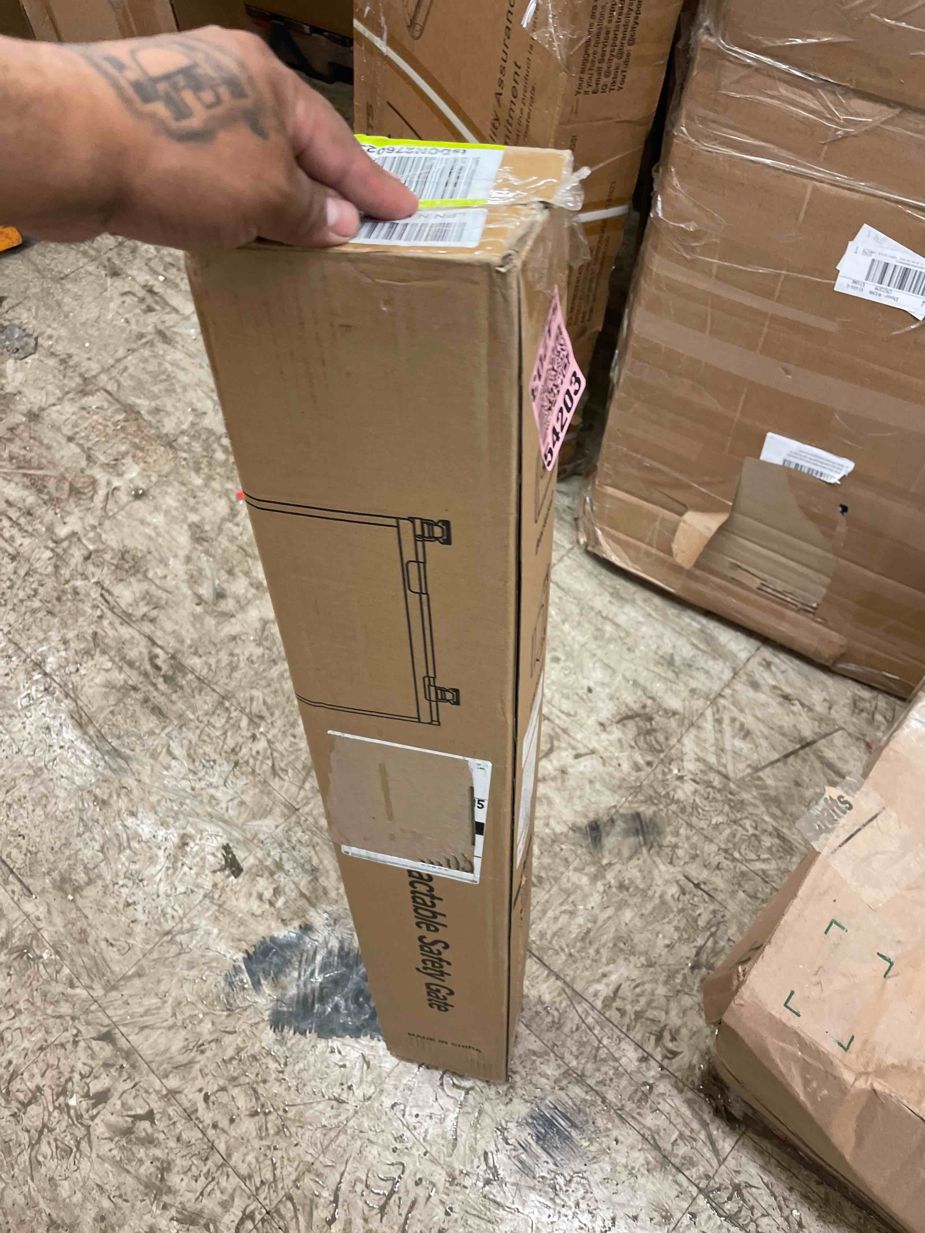 https://s3.amazonaws.com/lotting-images-prod/phillipi/BRN1941056_1746475914508.jpeg