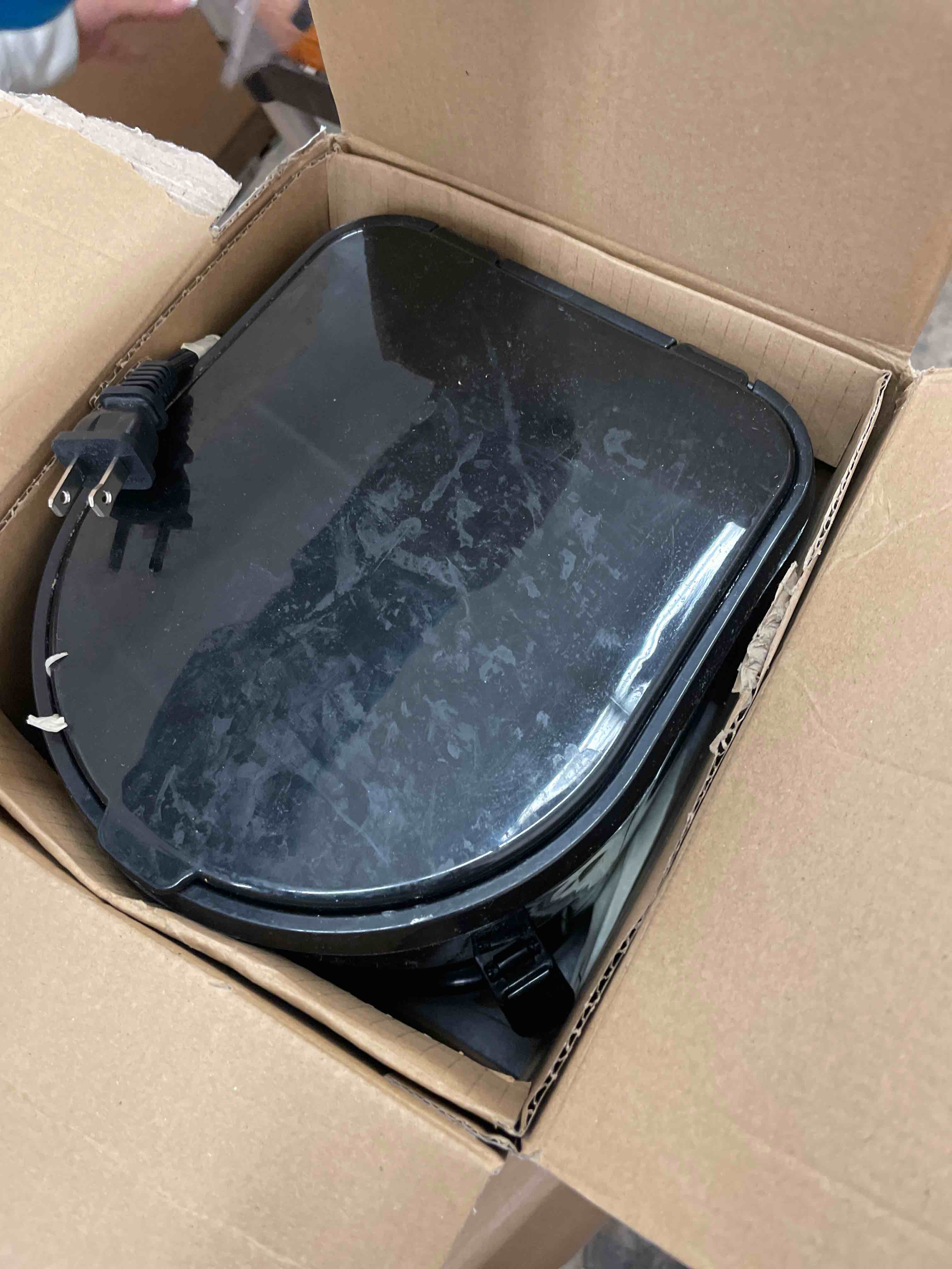 https://s3.amazonaws.com/lotting-images-prod/phillipi/BRN1941122_1746548075212.jpeg