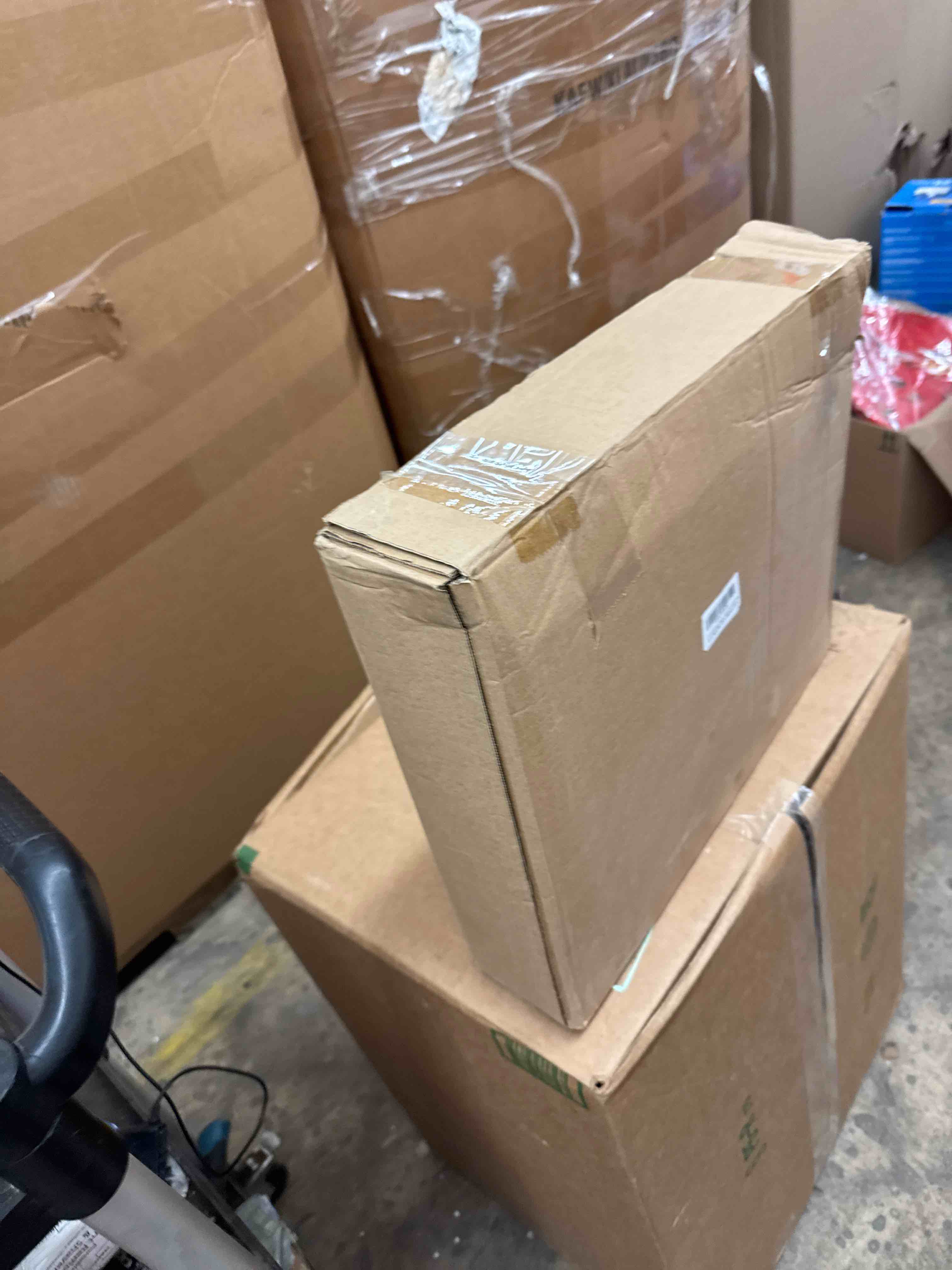 https://s3.amazonaws.com/lotting-images-prod/phillipi/BRN1941132_1746548733010.jpeg
