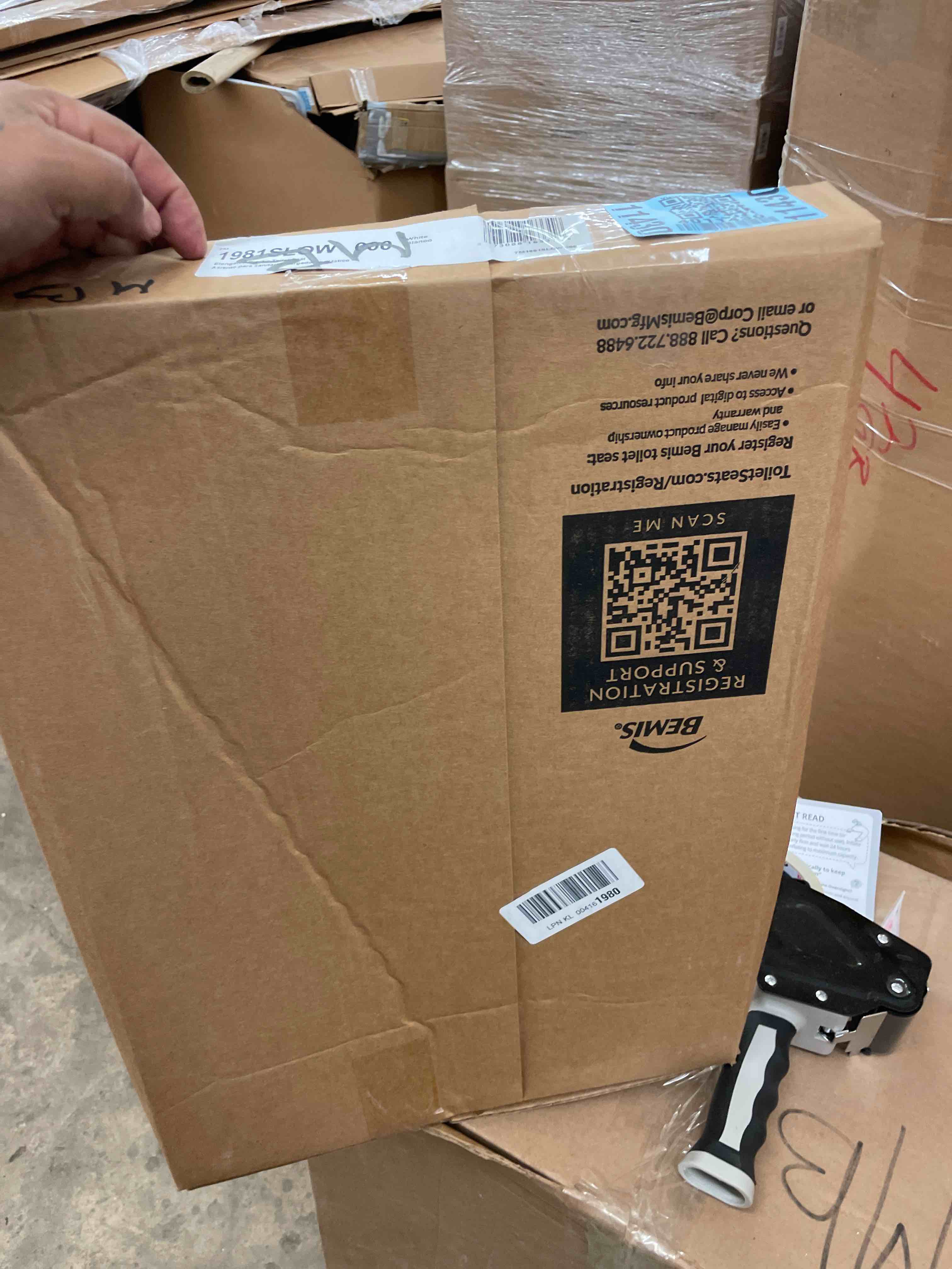 https://s3.amazonaws.com/lotting-images-prod/phillipi/BRN1941133_1746548789453.jpeg