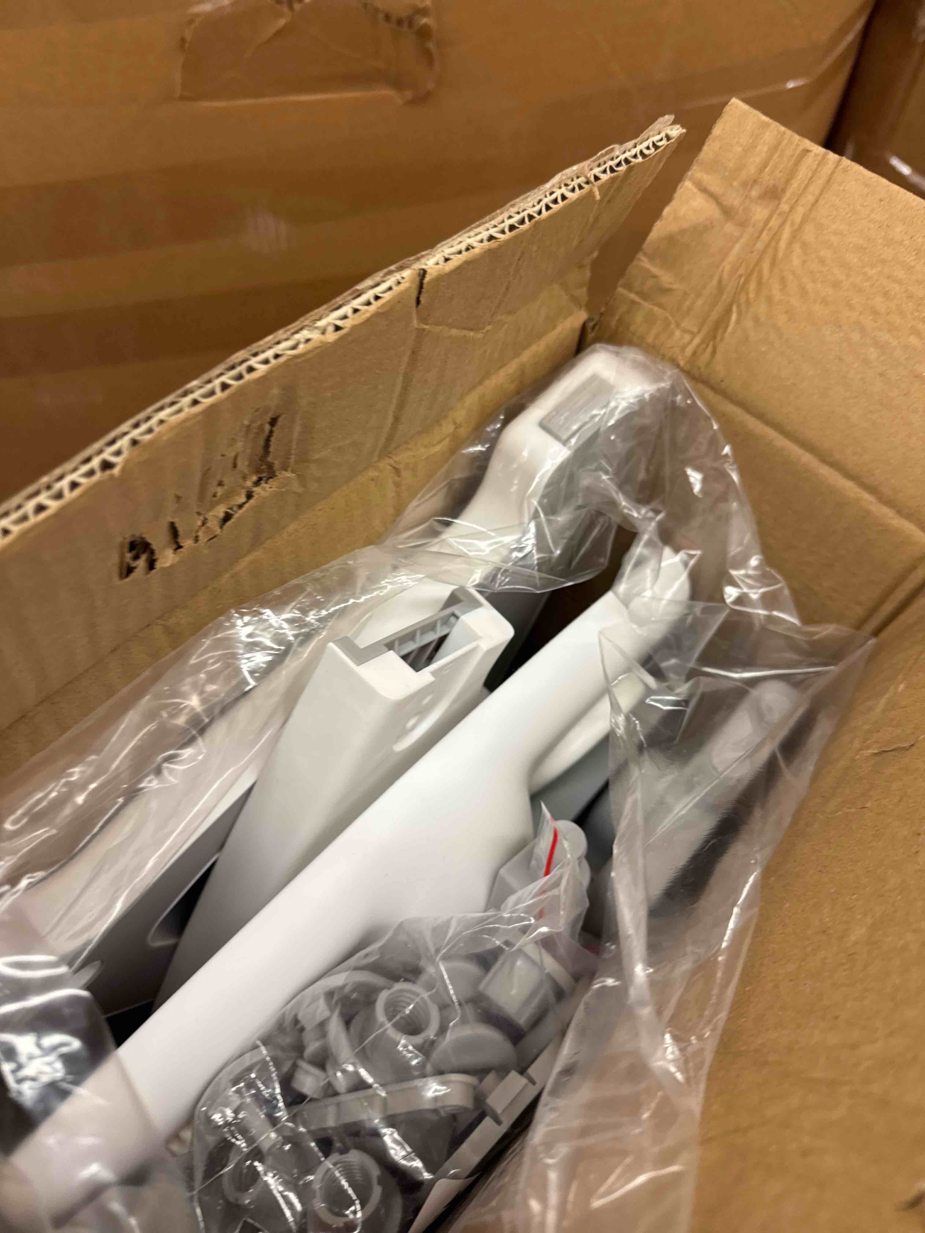 https://s3.amazonaws.com/lotting-images-prod/phillipi/BRN1941153_1746550775824.jpeg