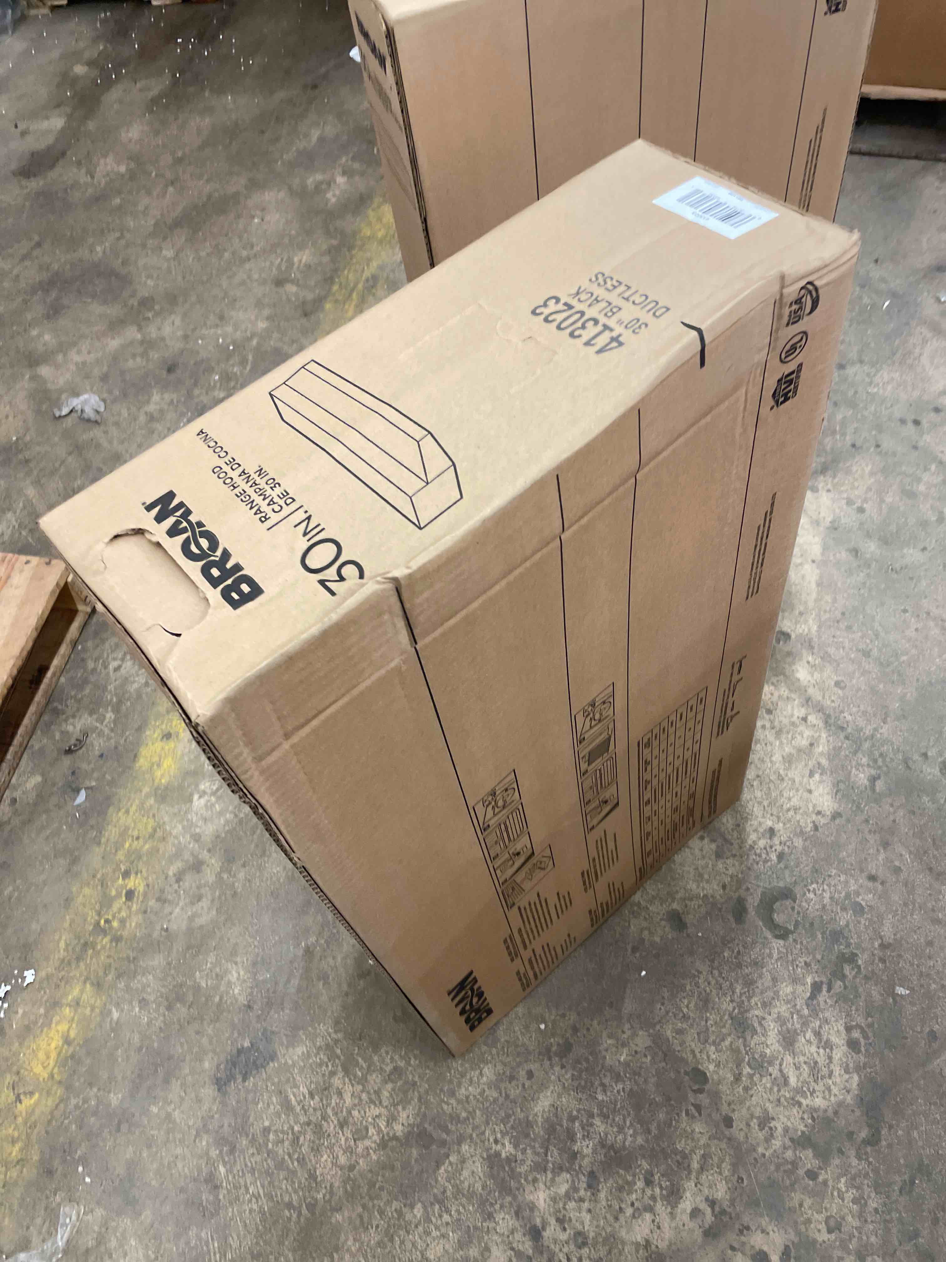 https://s3.amazonaws.com/lotting-images-prod/phillipi/BRN1941182_1746561162915.jpeg
