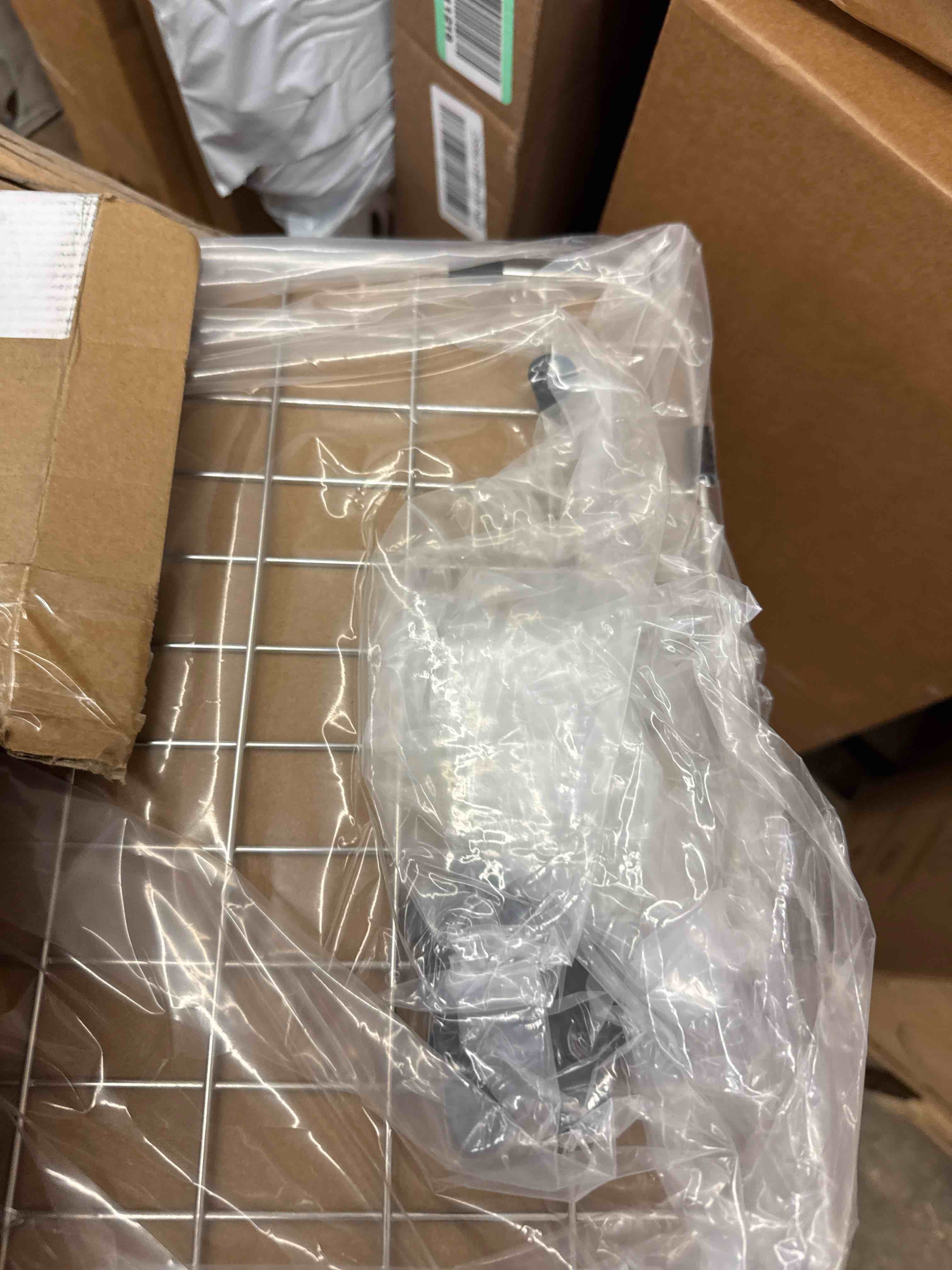 https://s3.amazonaws.com/lotting-images-prod/phillipi/BRN1941201_1746562869674.jpeg