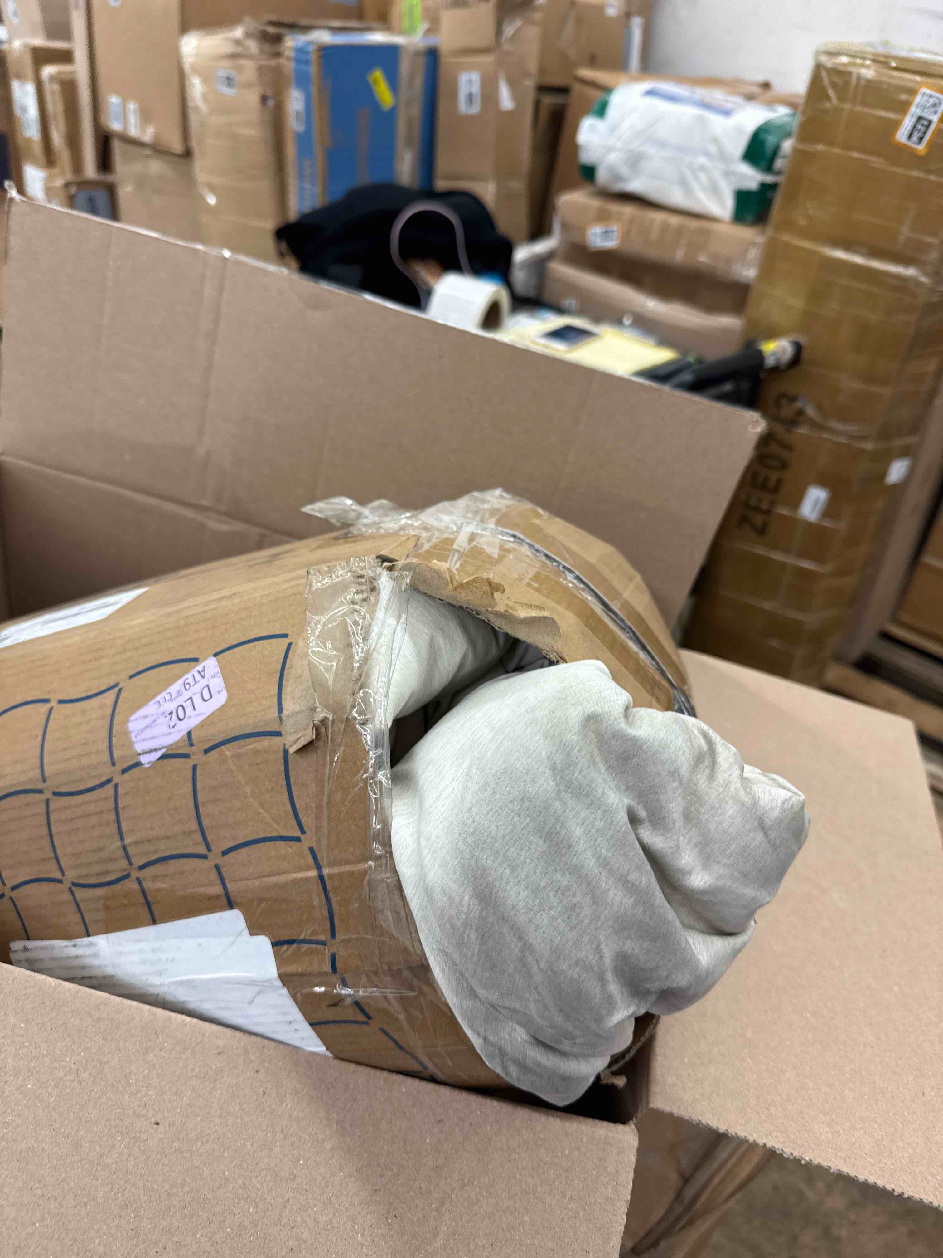 https://s3.amazonaws.com/lotting-images-prod/phillipi/BRN1941240_1746638738168.jpeg