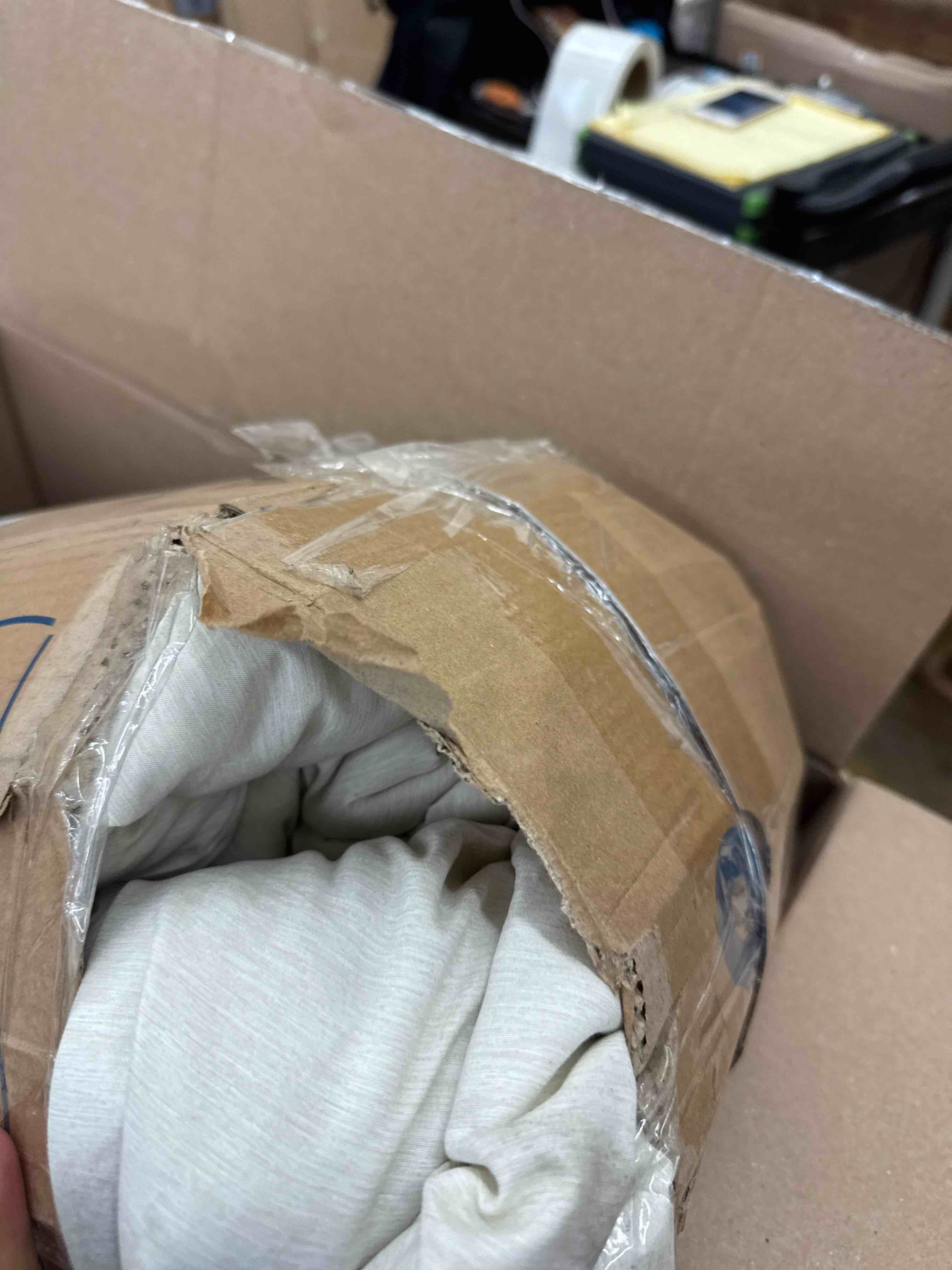 https://s3.amazonaws.com/lotting-images-prod/phillipi/BRN1941240_1746638742093.jpeg
