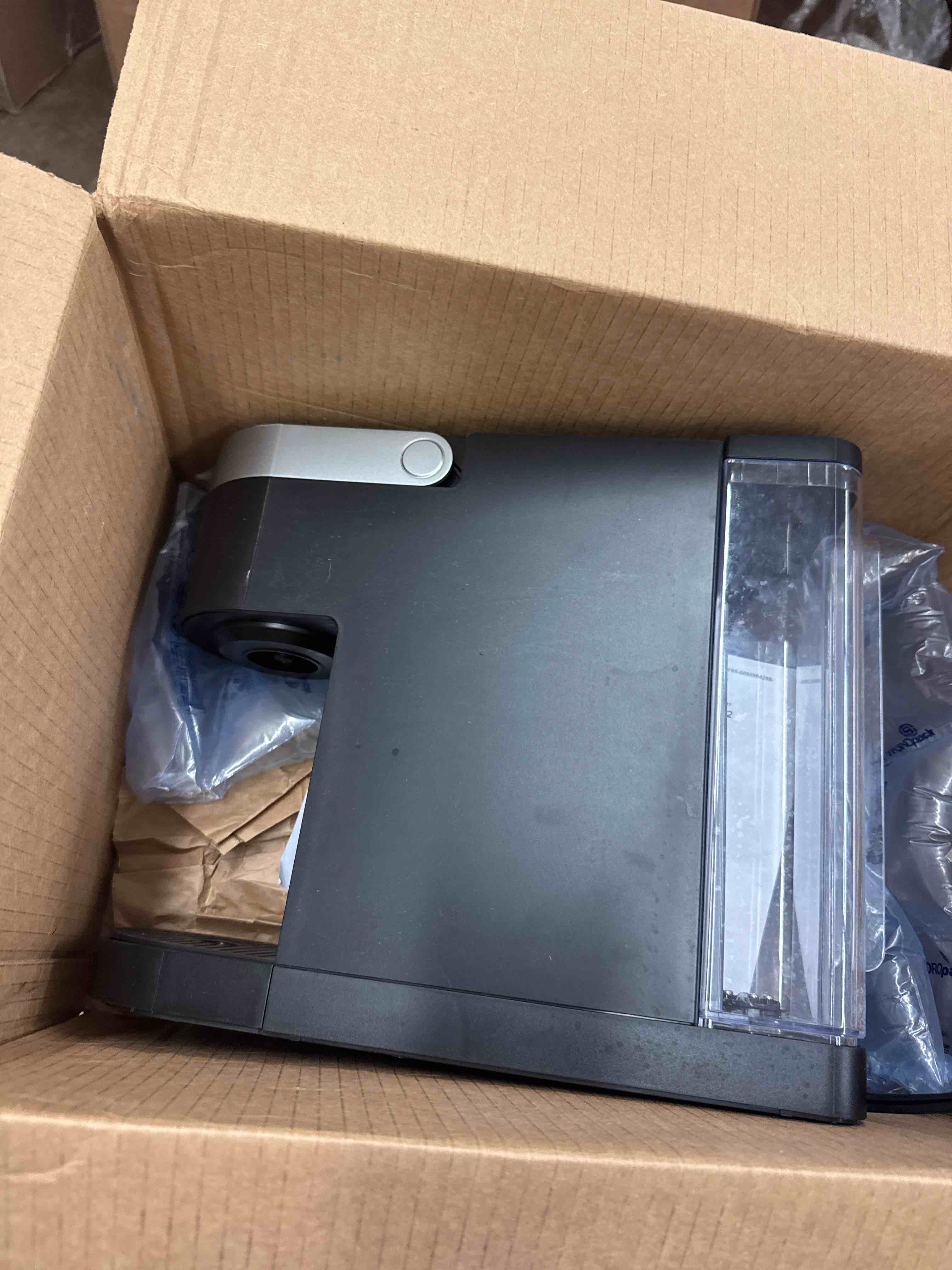 https://s3.amazonaws.com/lotting-images-prod/phillipi/BRN1941254_1746642560953.jpeg