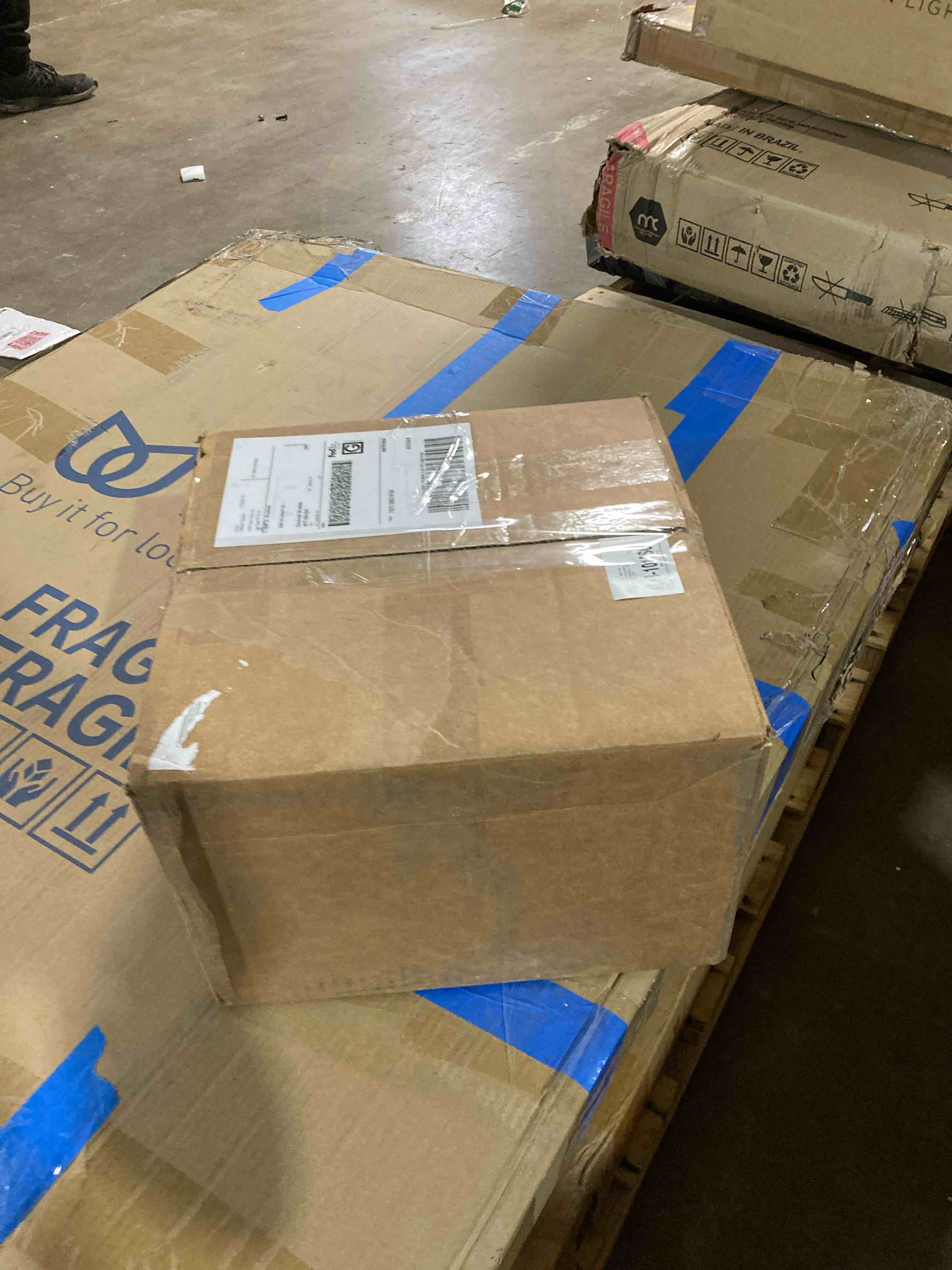 https://s3.amazonaws.com/lotting-images-prod/phillipi/BRN1942003_1756907465664.jpeg