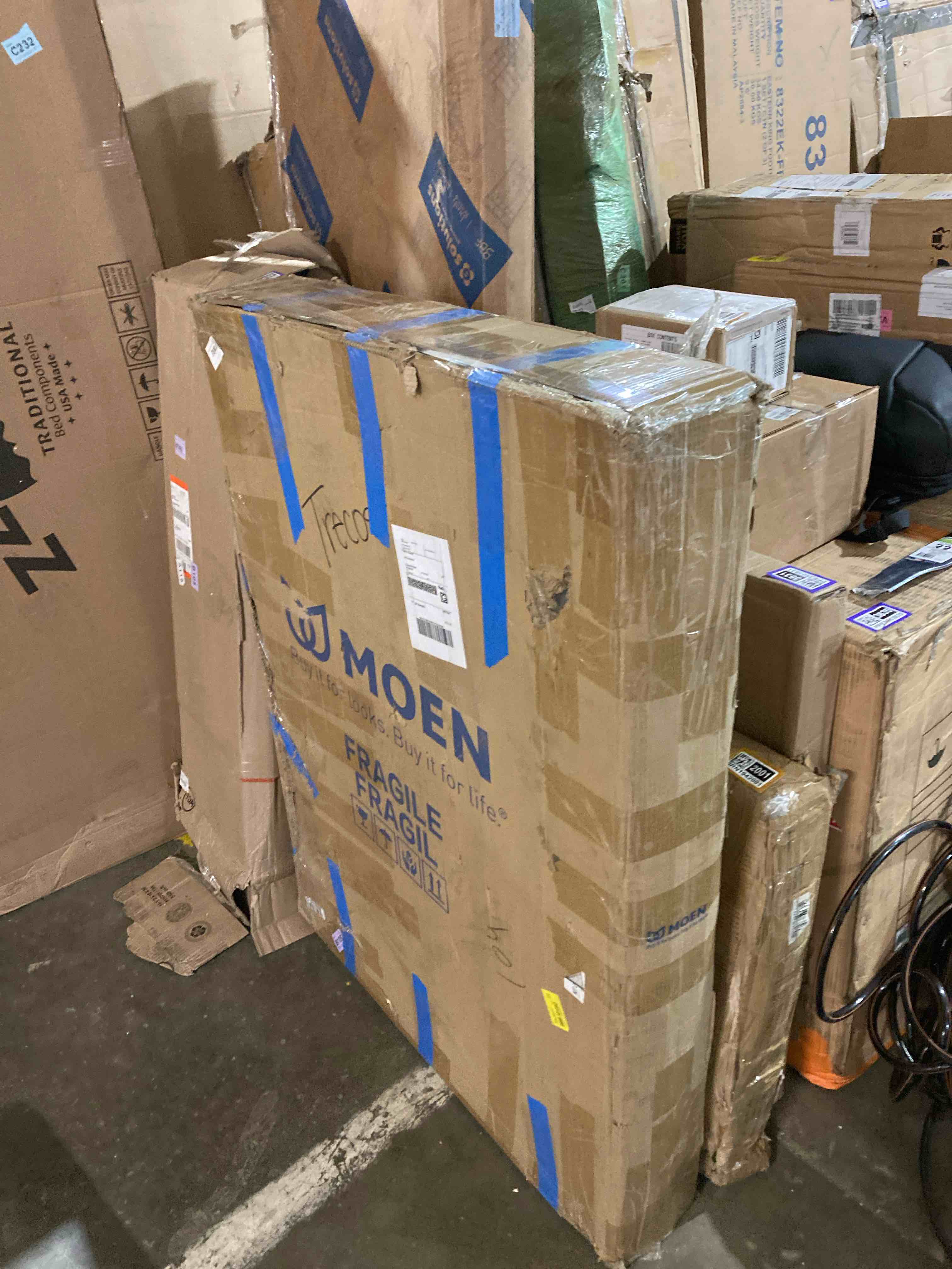 https://s3.amazonaws.com/lotting-images-prod/phillipi/BRN1942005_1756907685270.jpeg
