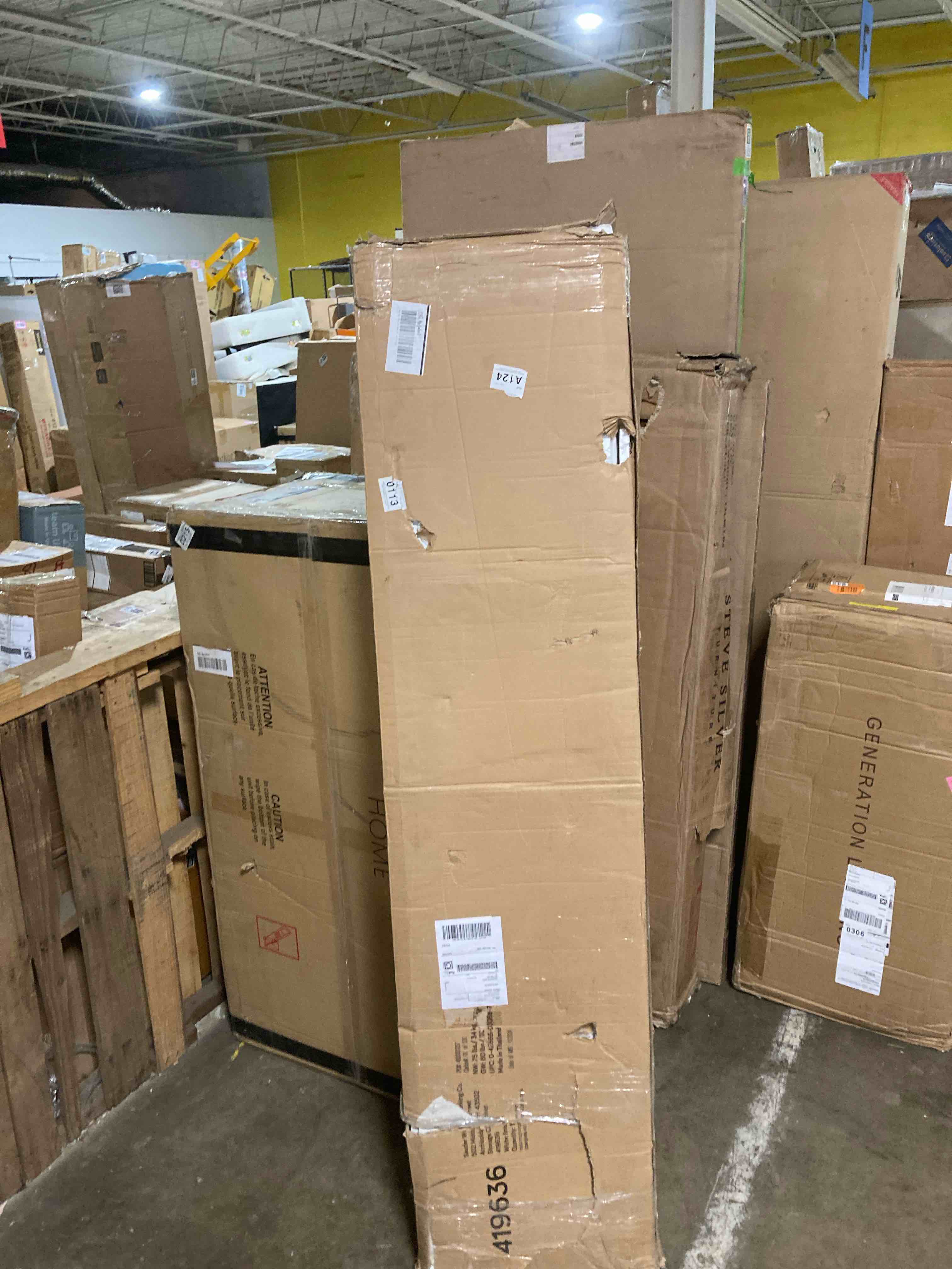 https://s3.amazonaws.com/lotting-images-prod/phillipi/BRN1942044_1756916675893.jpeg