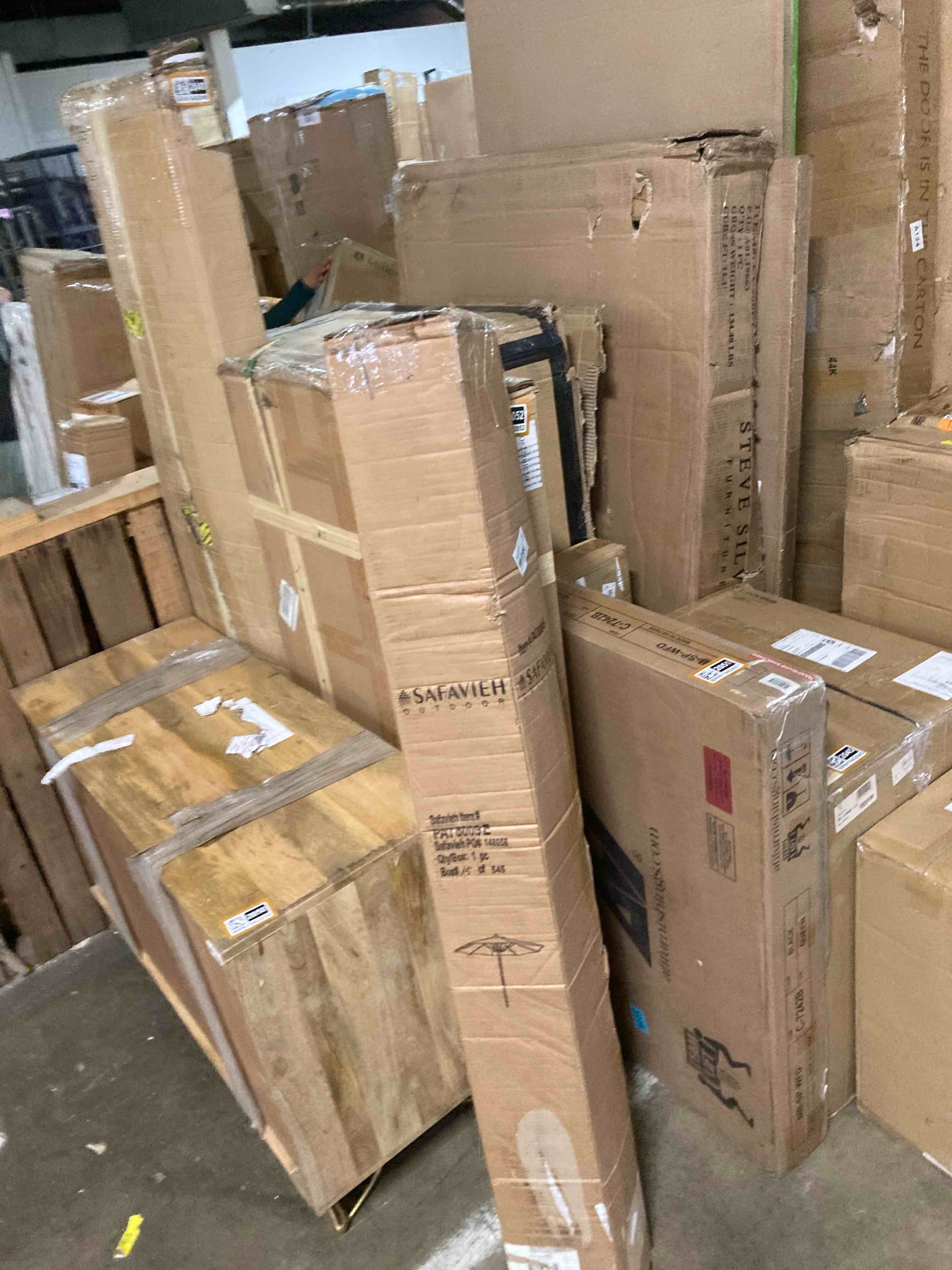 https://s3.amazonaws.com/lotting-images-prod/phillipi/BRN1942053_1756918613558.jpeg