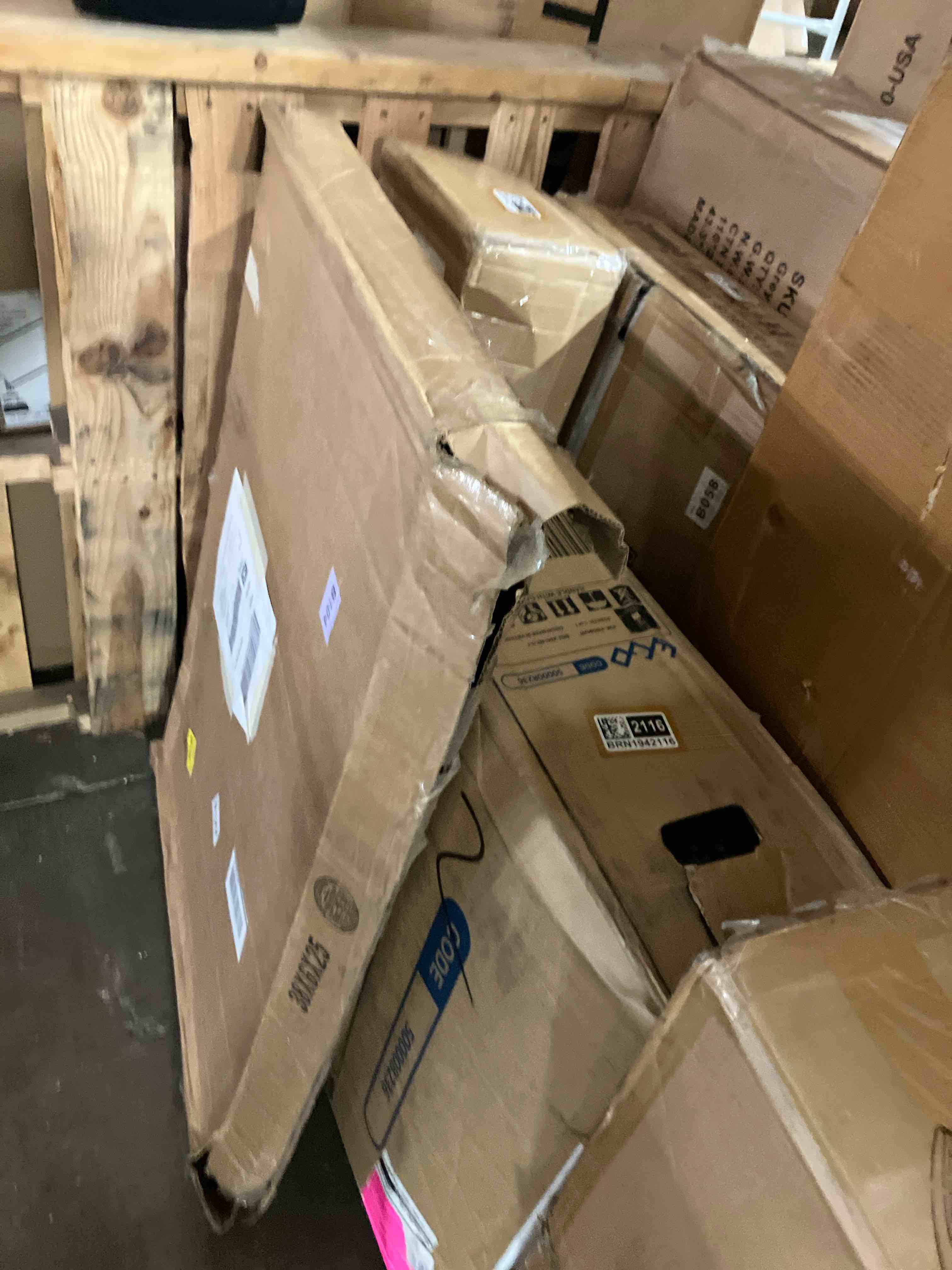https://s3.amazonaws.com/lotting-images-prod/phillipi/BRN1942114_1757098511264.jpeg