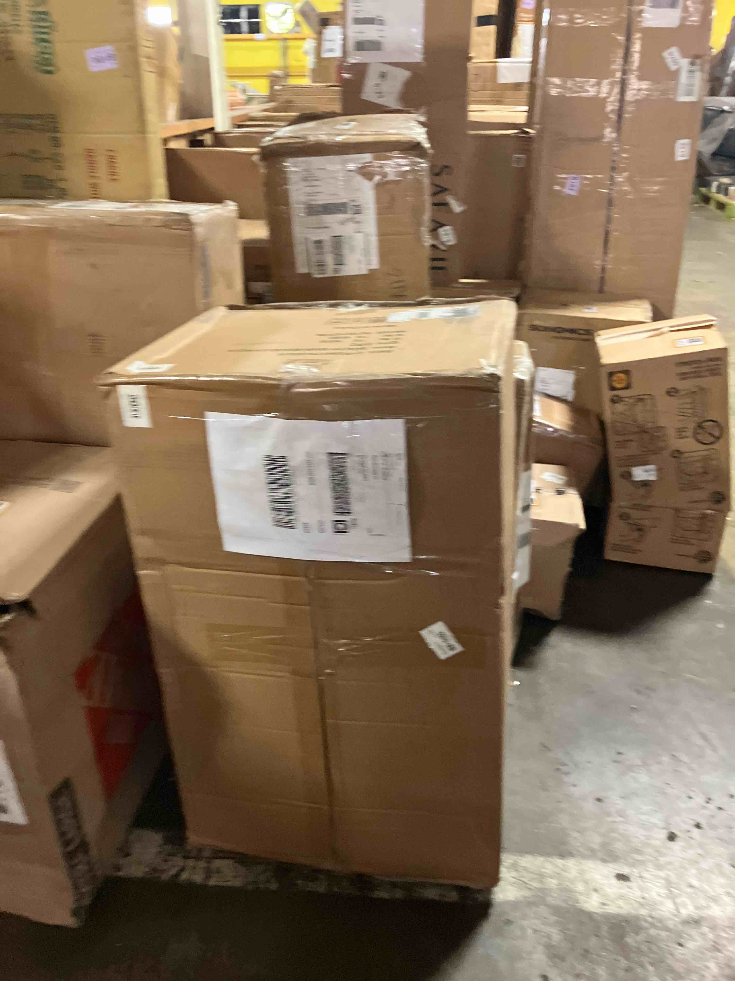https://s3.amazonaws.com/lotting-images-prod/phillipi/BRN1942135_1757094159764.jpeg