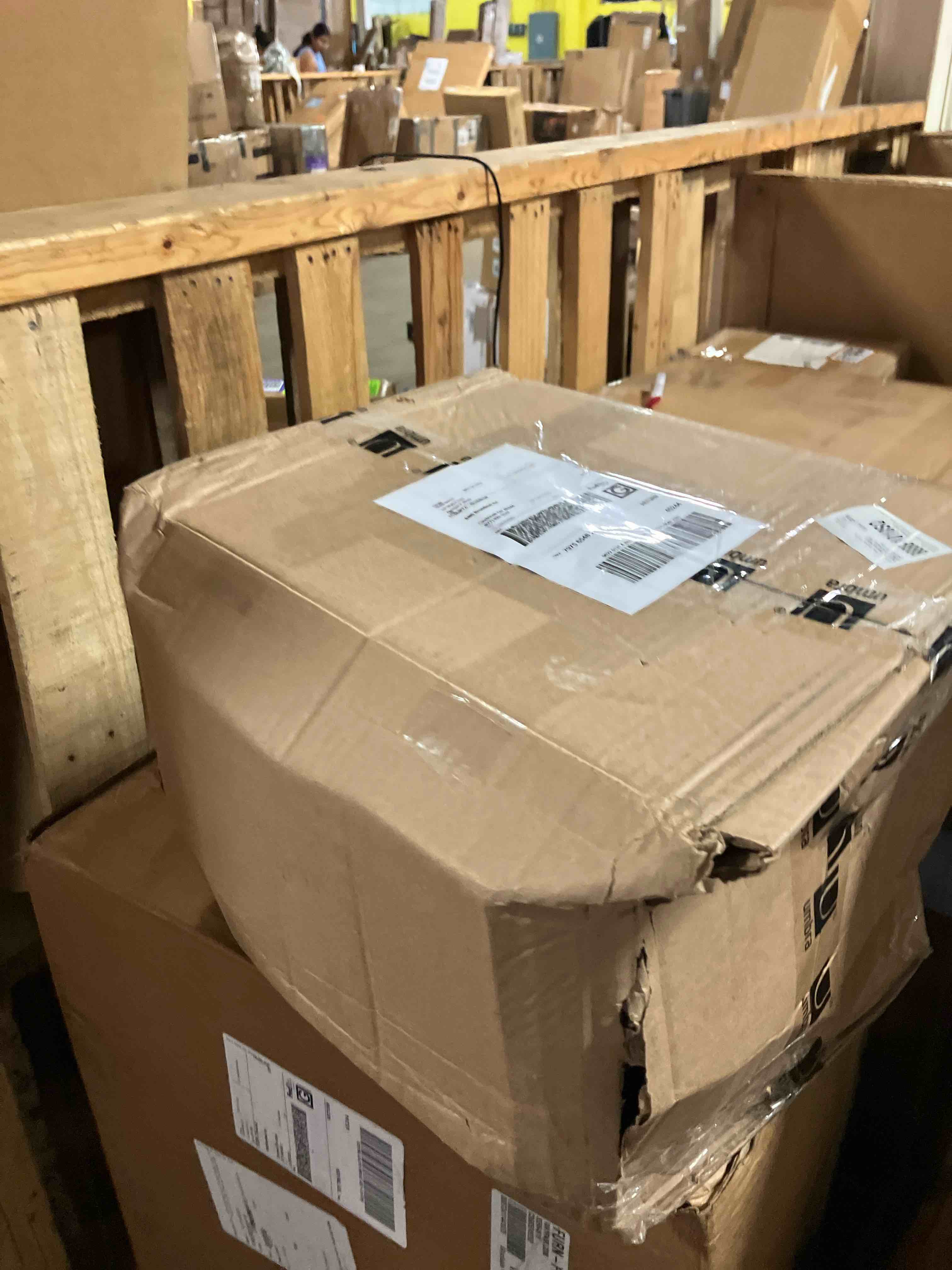 https://s3.amazonaws.com/lotting-images-prod/phillipi/BRN1942142_1757093206953.jpeg