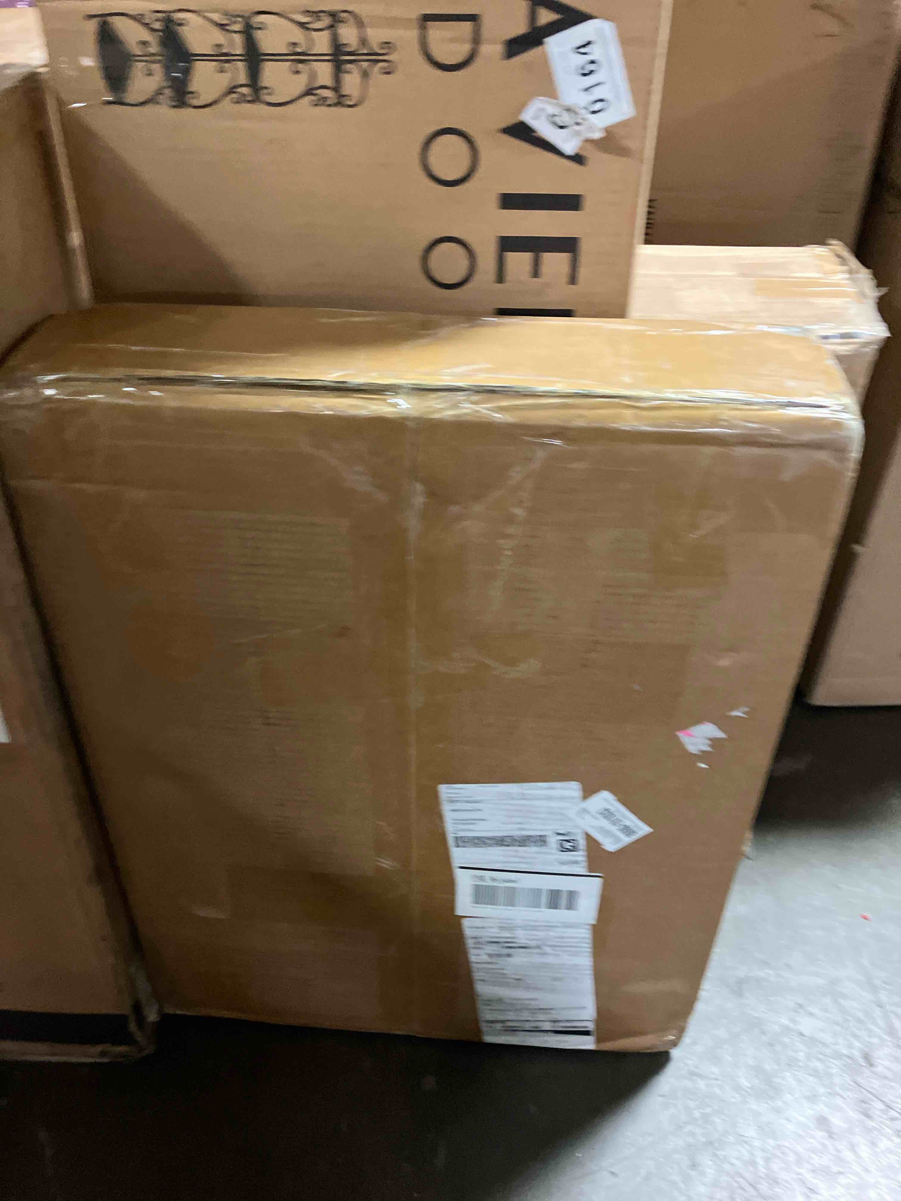https://s3.amazonaws.com/lotting-images-prod/phillipi/BRN1942149_1757092160945.jpeg