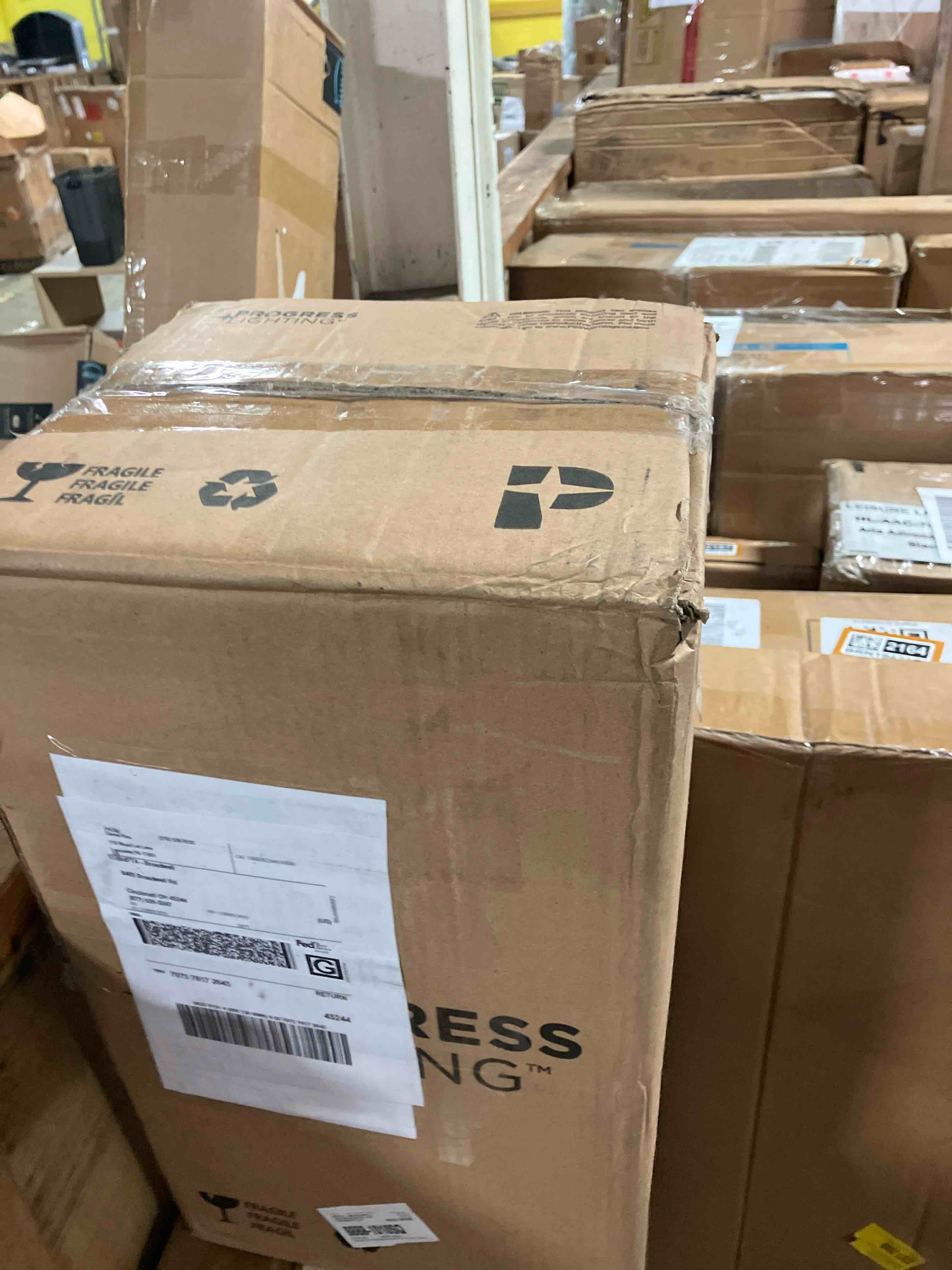 https://s3.amazonaws.com/lotting-images-prod/phillipi/BRN1942159_1757087359142.jpeg