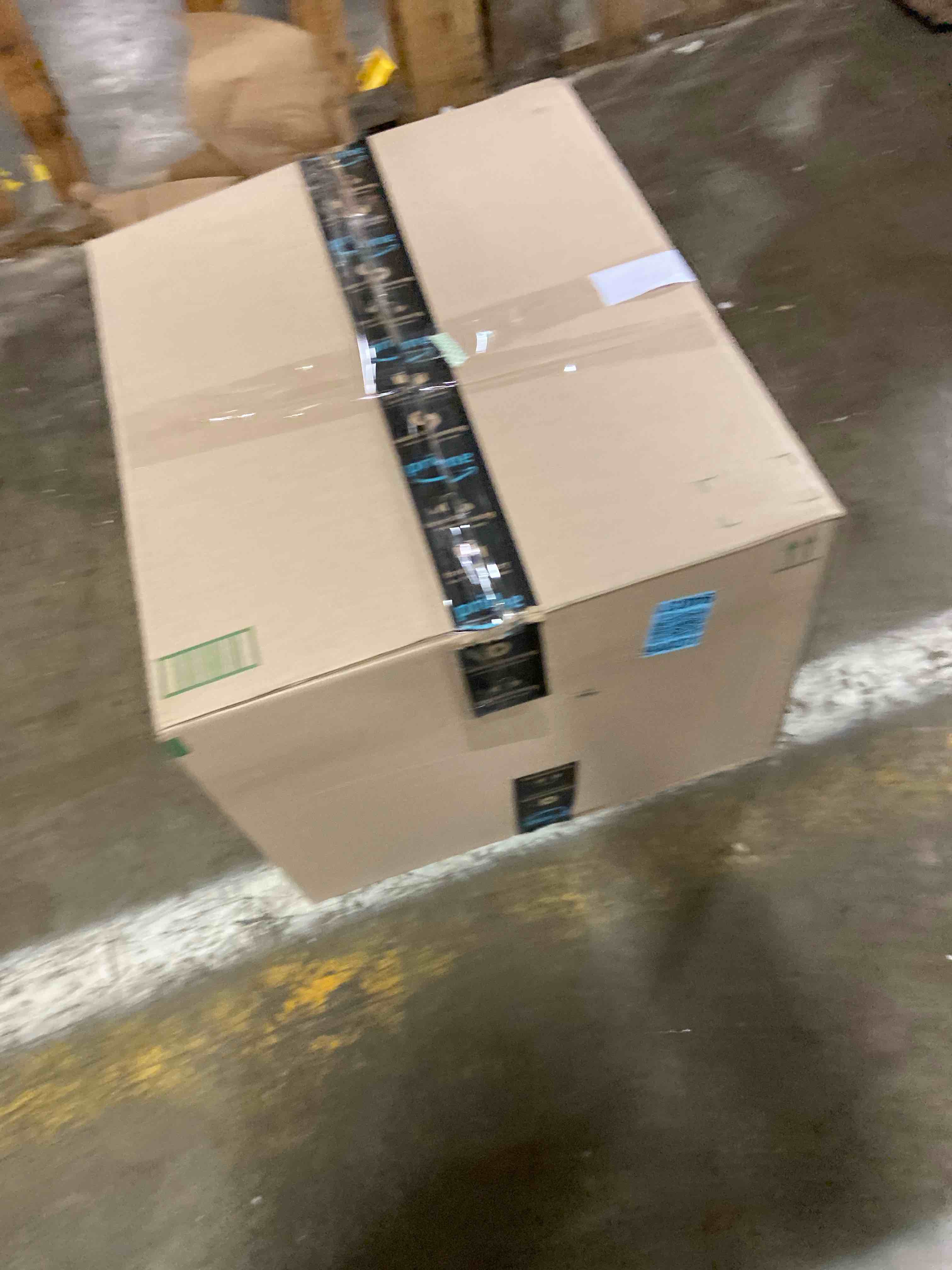 https://s3.amazonaws.com/lotting-images-prod/phillipi/BRN1942284_1757438129294.jpeg