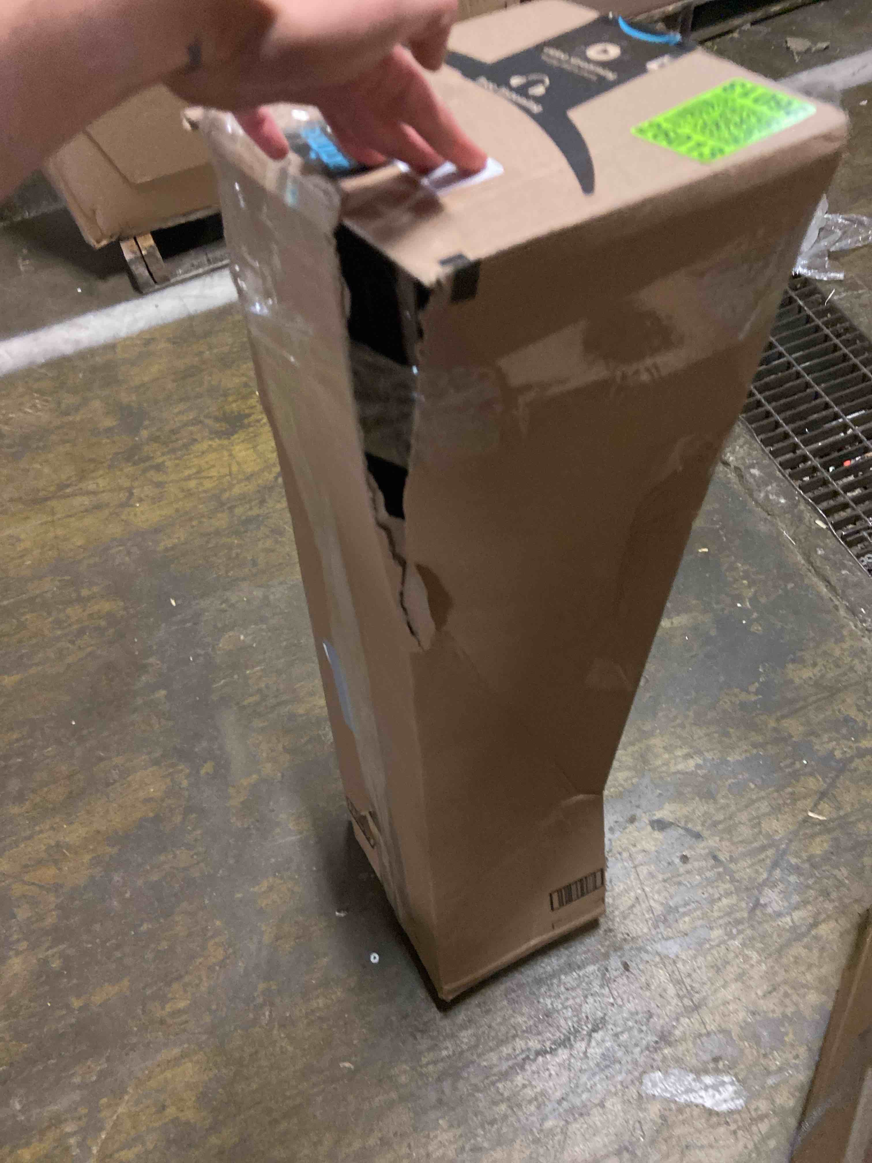 https://s3.amazonaws.com/lotting-images-prod/phillipi/BRN1942285_1757437127610.jpeg